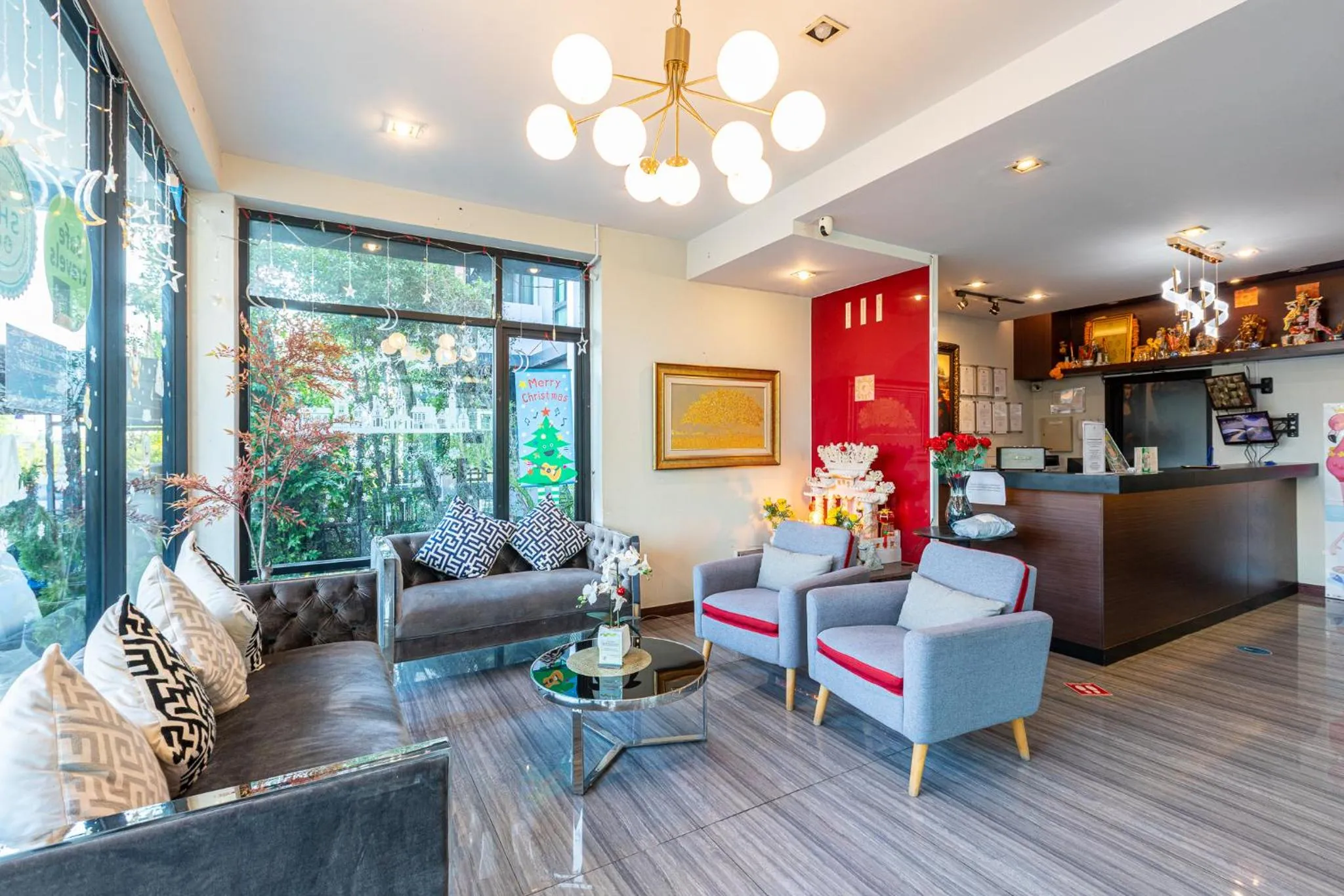 The Living Hotel SamutPrakan