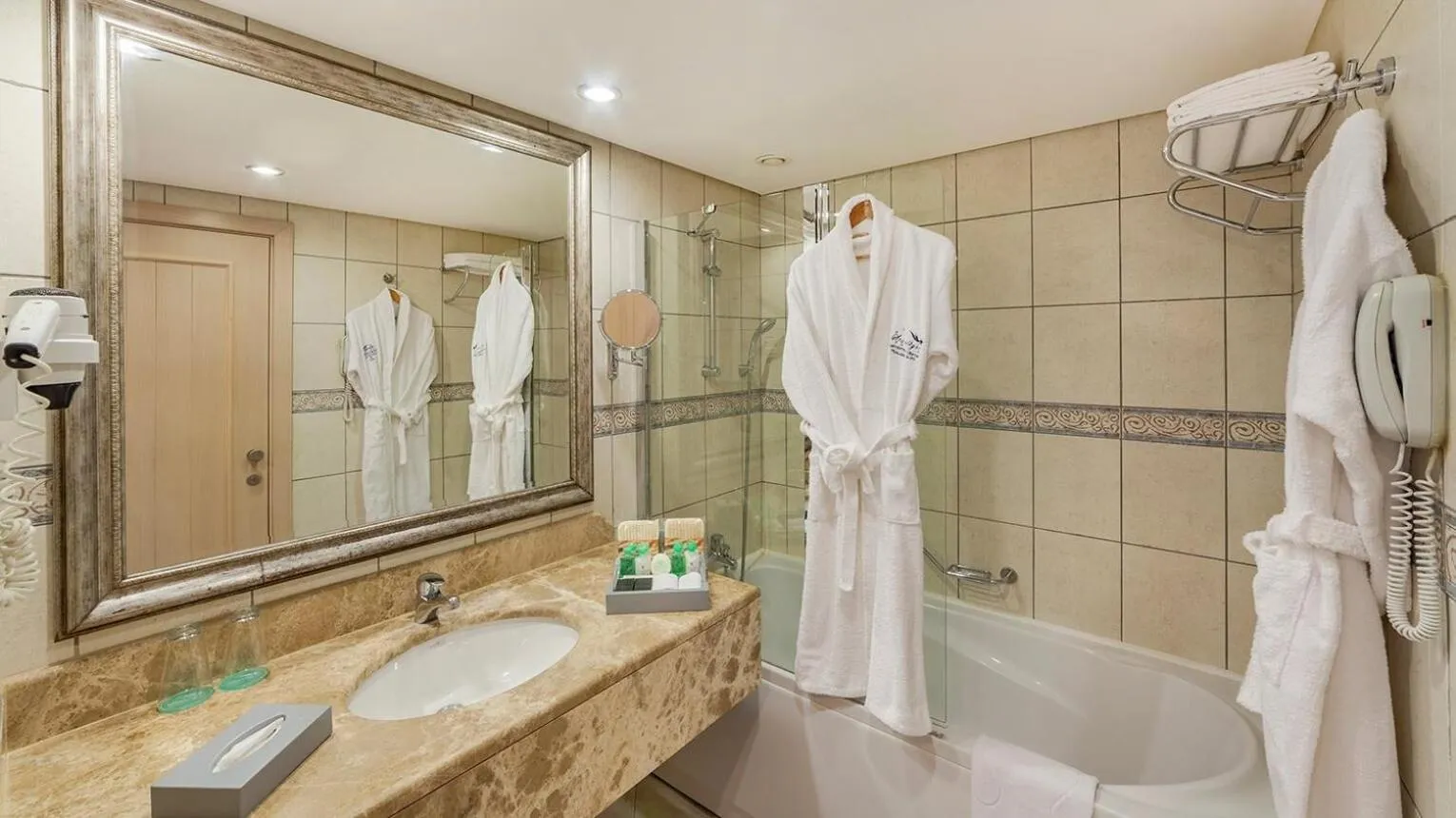 Bathroom in Starlight Resort Hotel