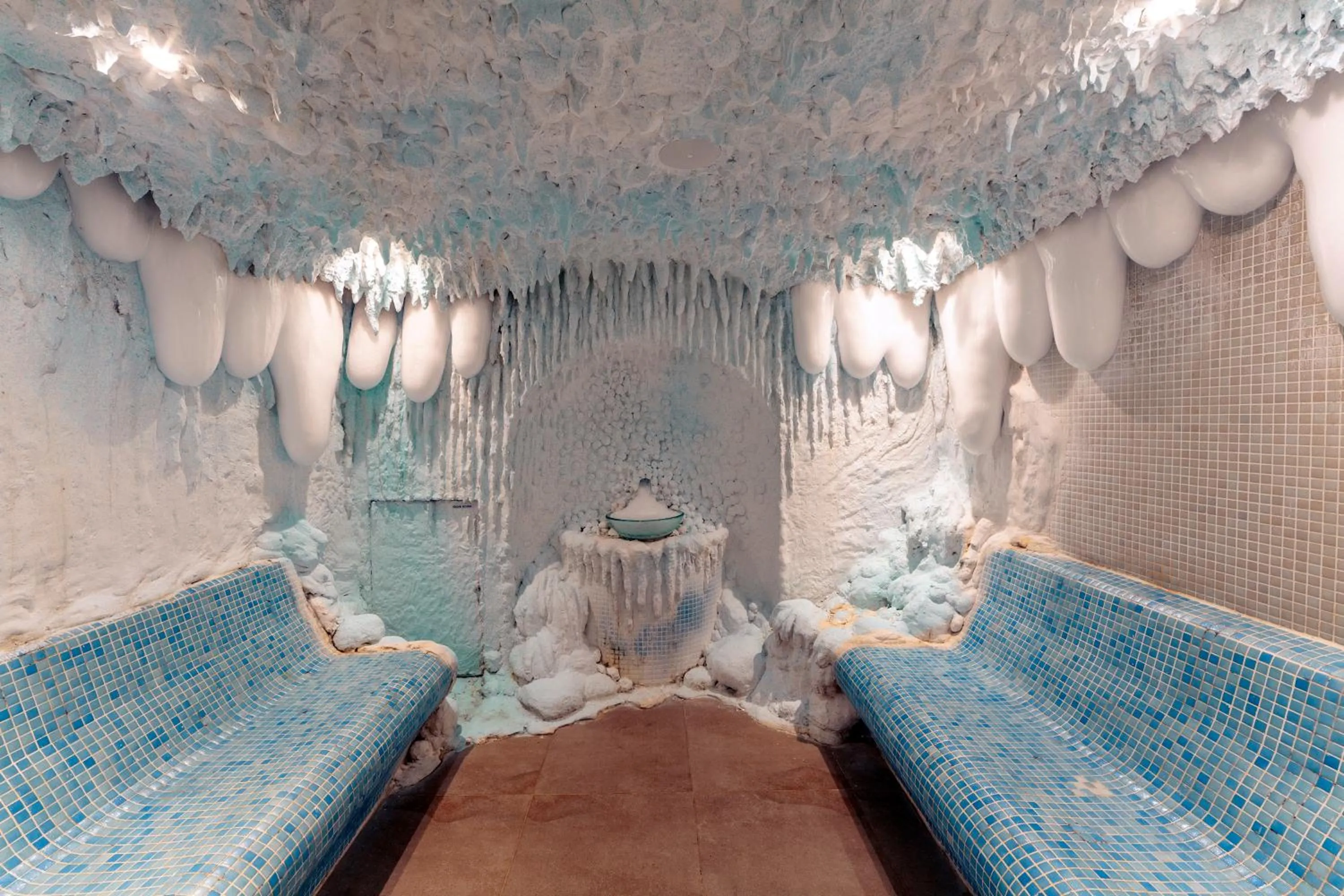 Spa and wellness centre/facilities in Starlight Resort Hotel