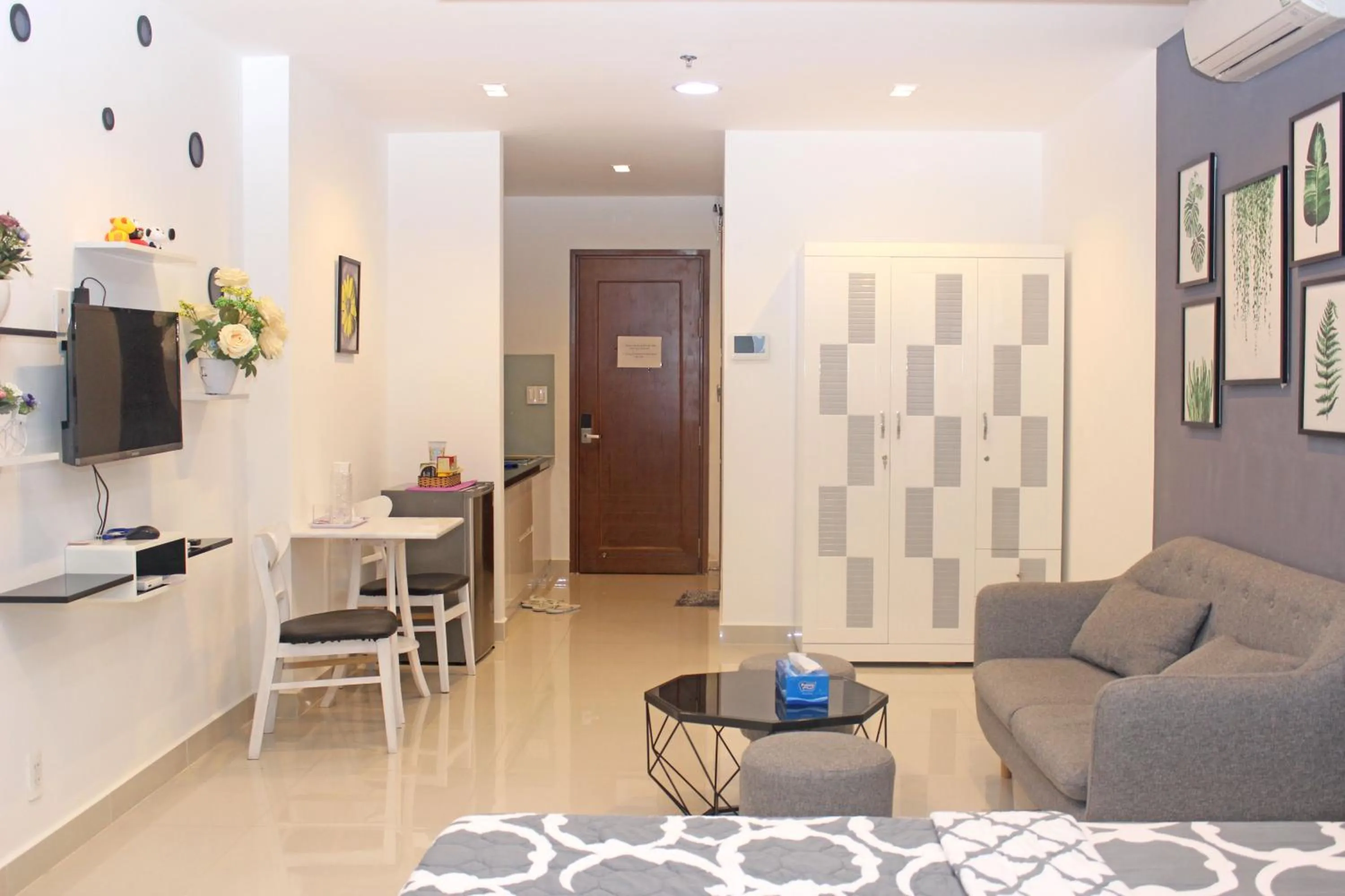 SKYHOMES - Tan Son Nhat Airport Homestay