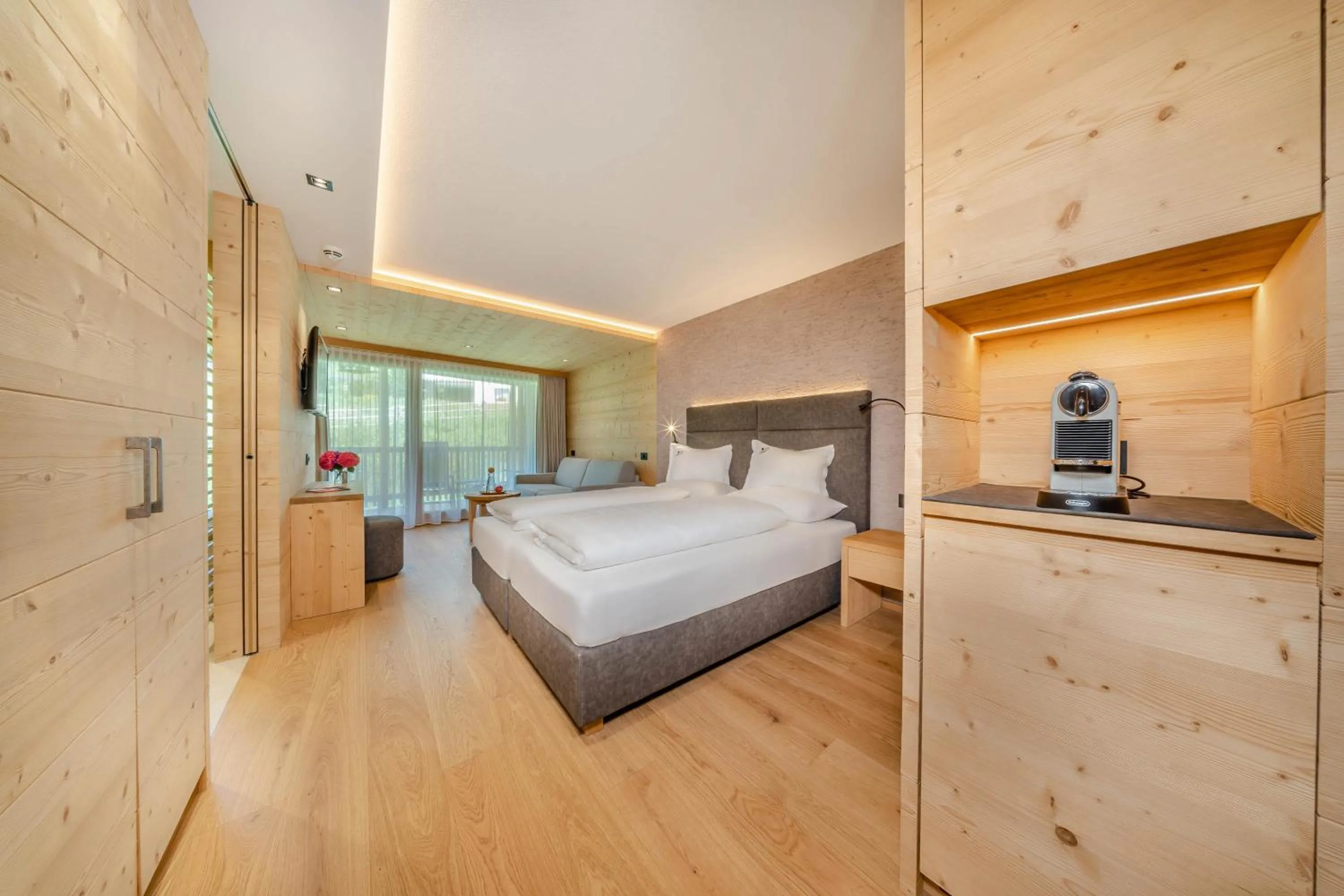 Photo of the whole room, Bed in Nature Hotel Delta