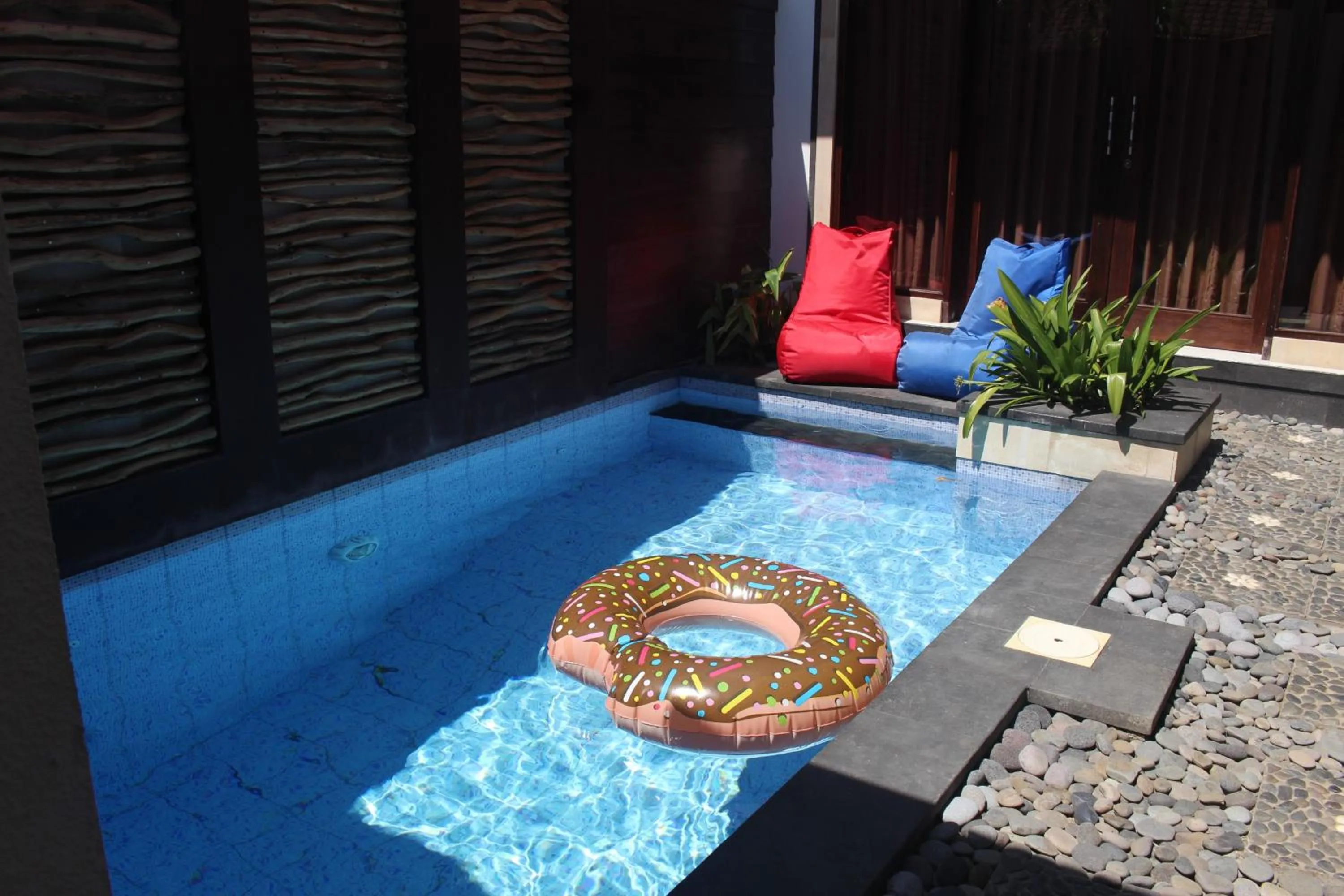 Swimming pool in Jukung Villas Kuta