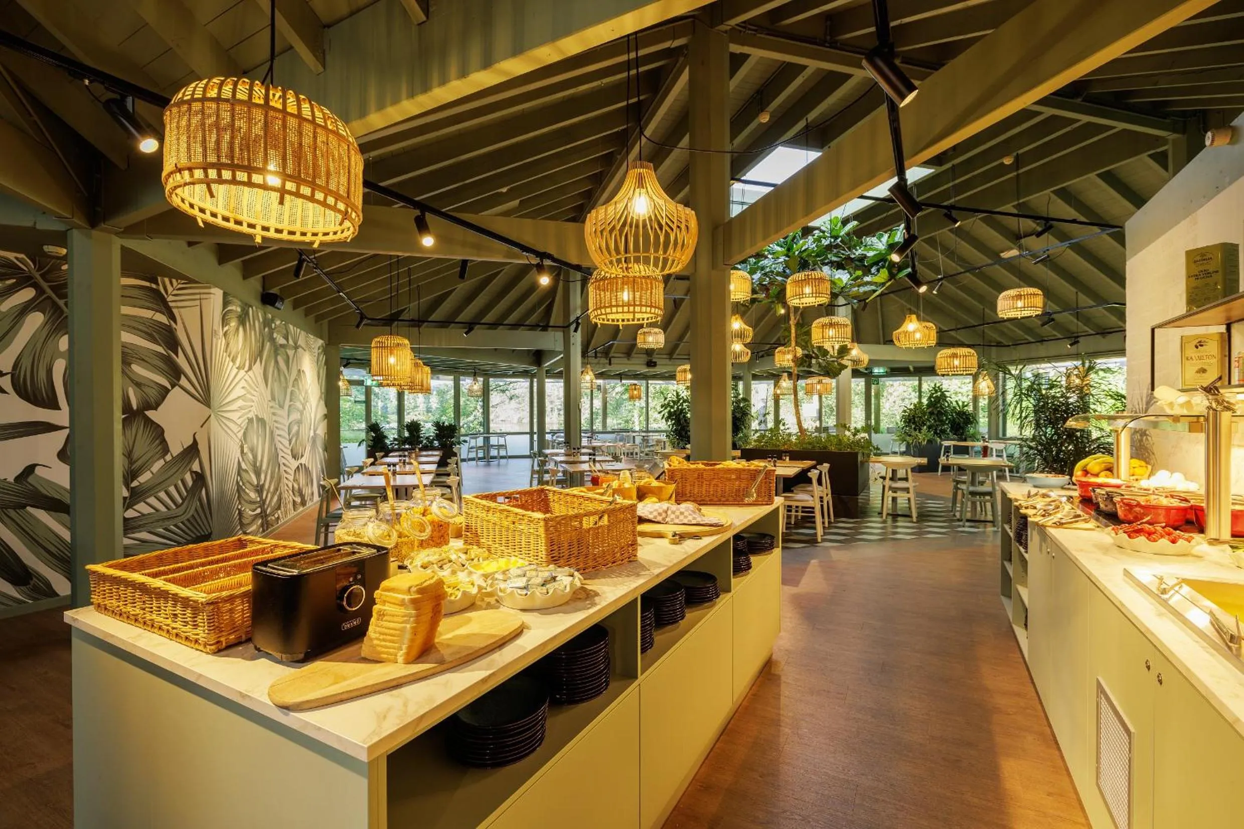 Buffet breakfast in Hotel De Vossemeren by Center Parcs
