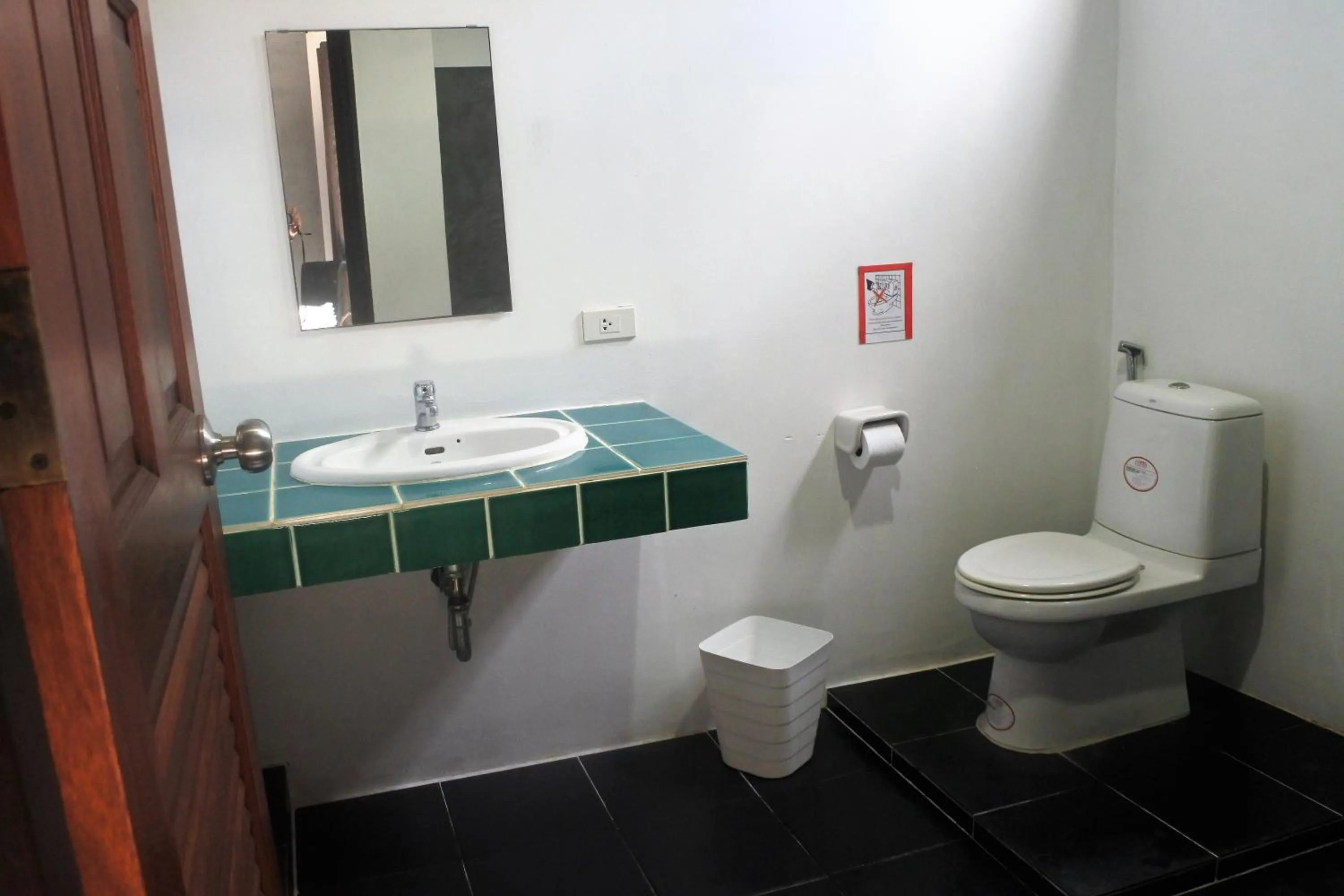 Bathroom in Hi Karon Beach