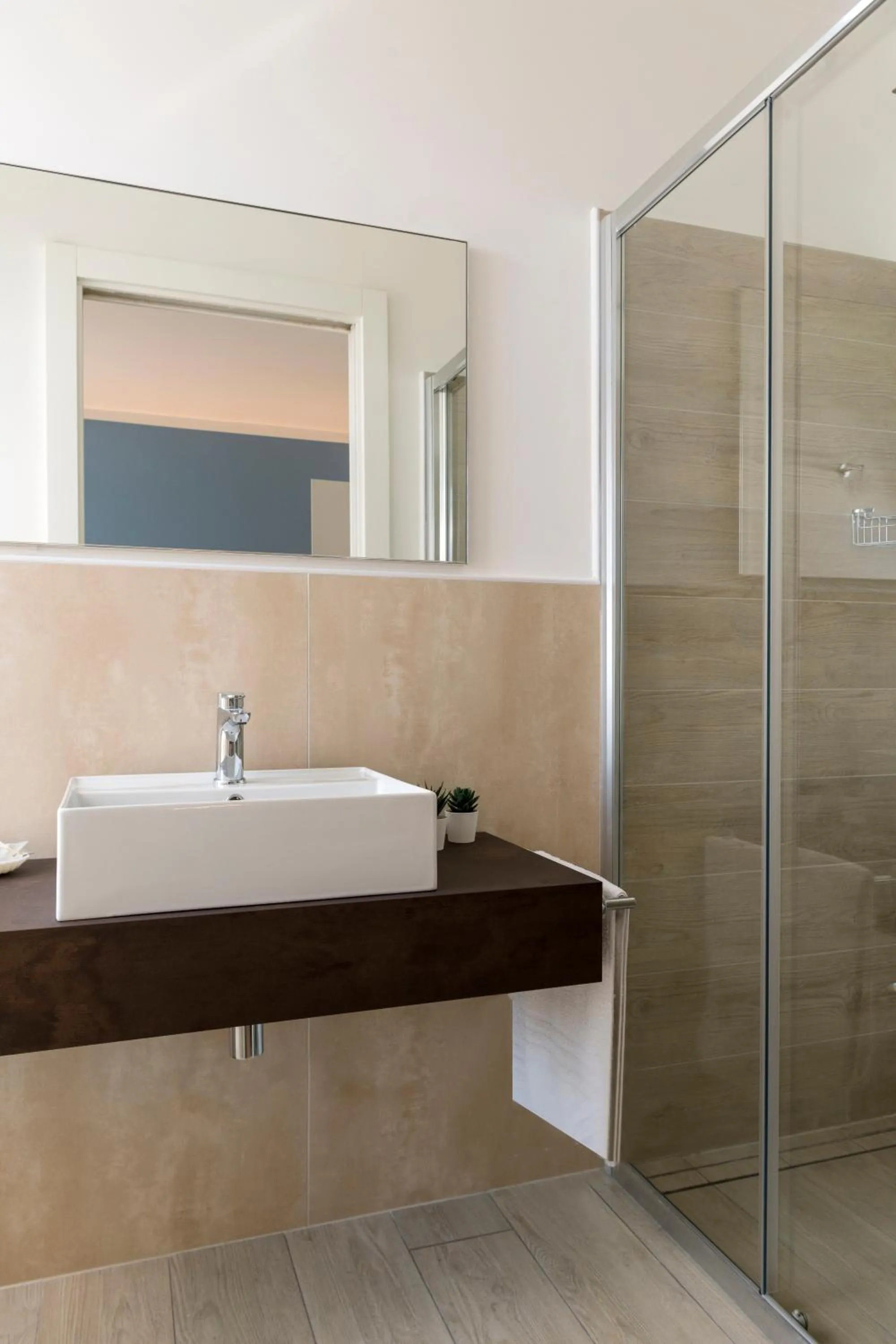 Shower in Hotel Raffaello