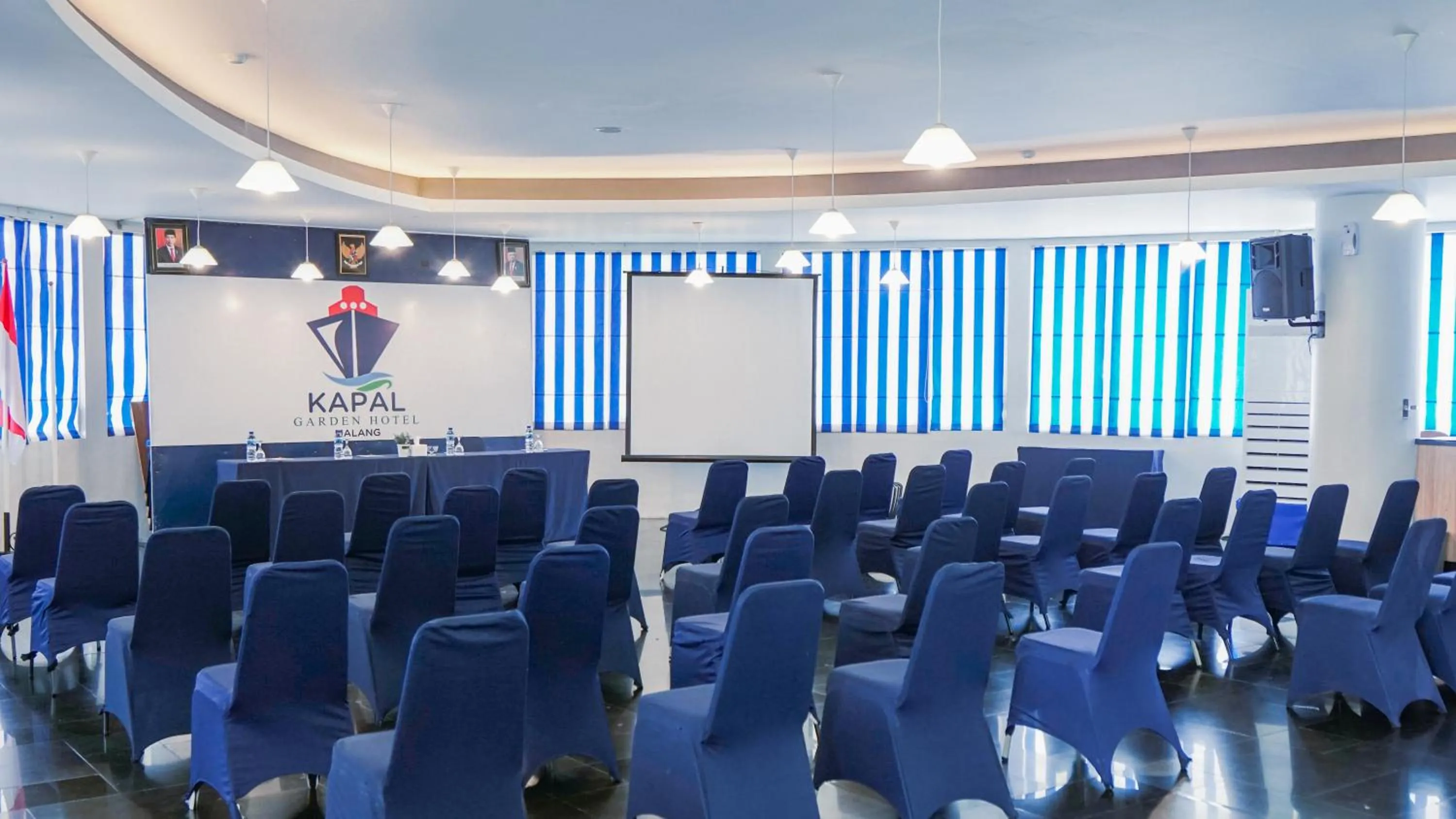 Property building in Kapal Garden Hotel at Rekreasi Sengkaling