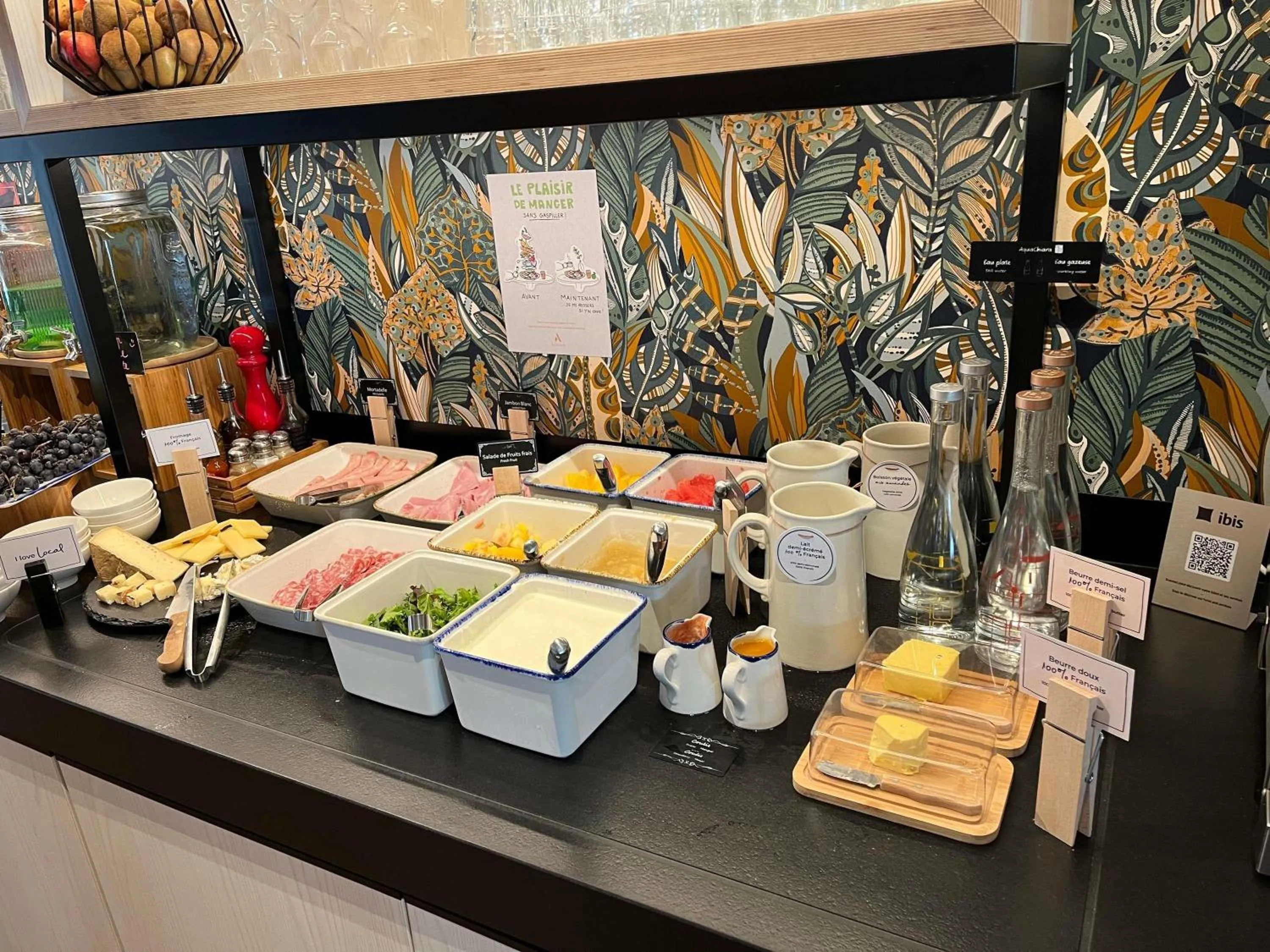 Restaurant/places to eat in ibis Montauban