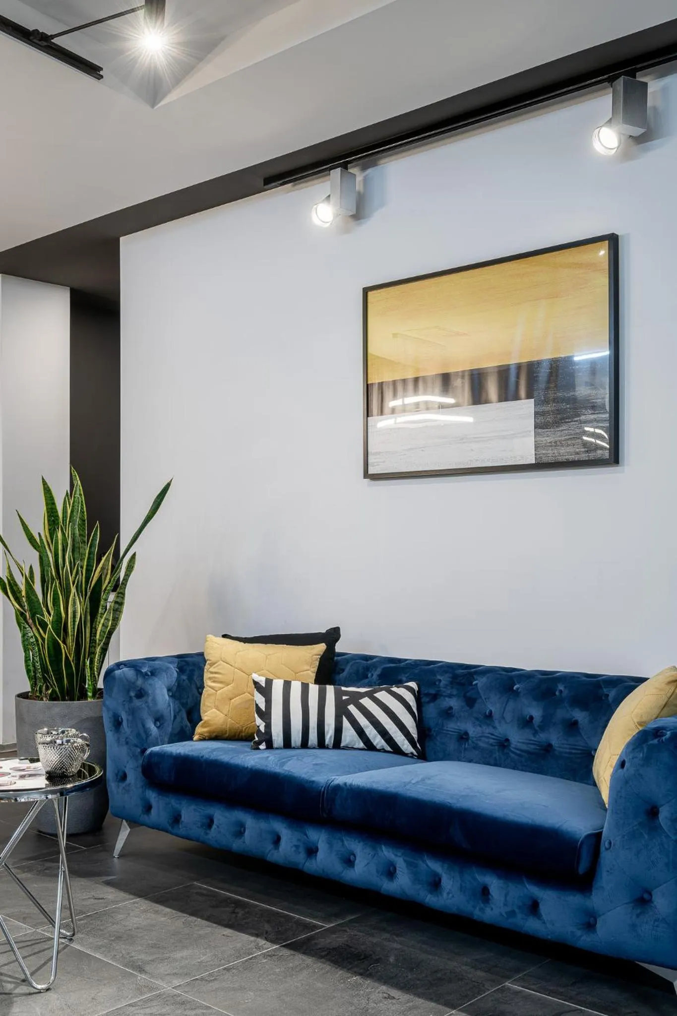 Lobby or reception in Absyntapart - Bulwar Staromiejski