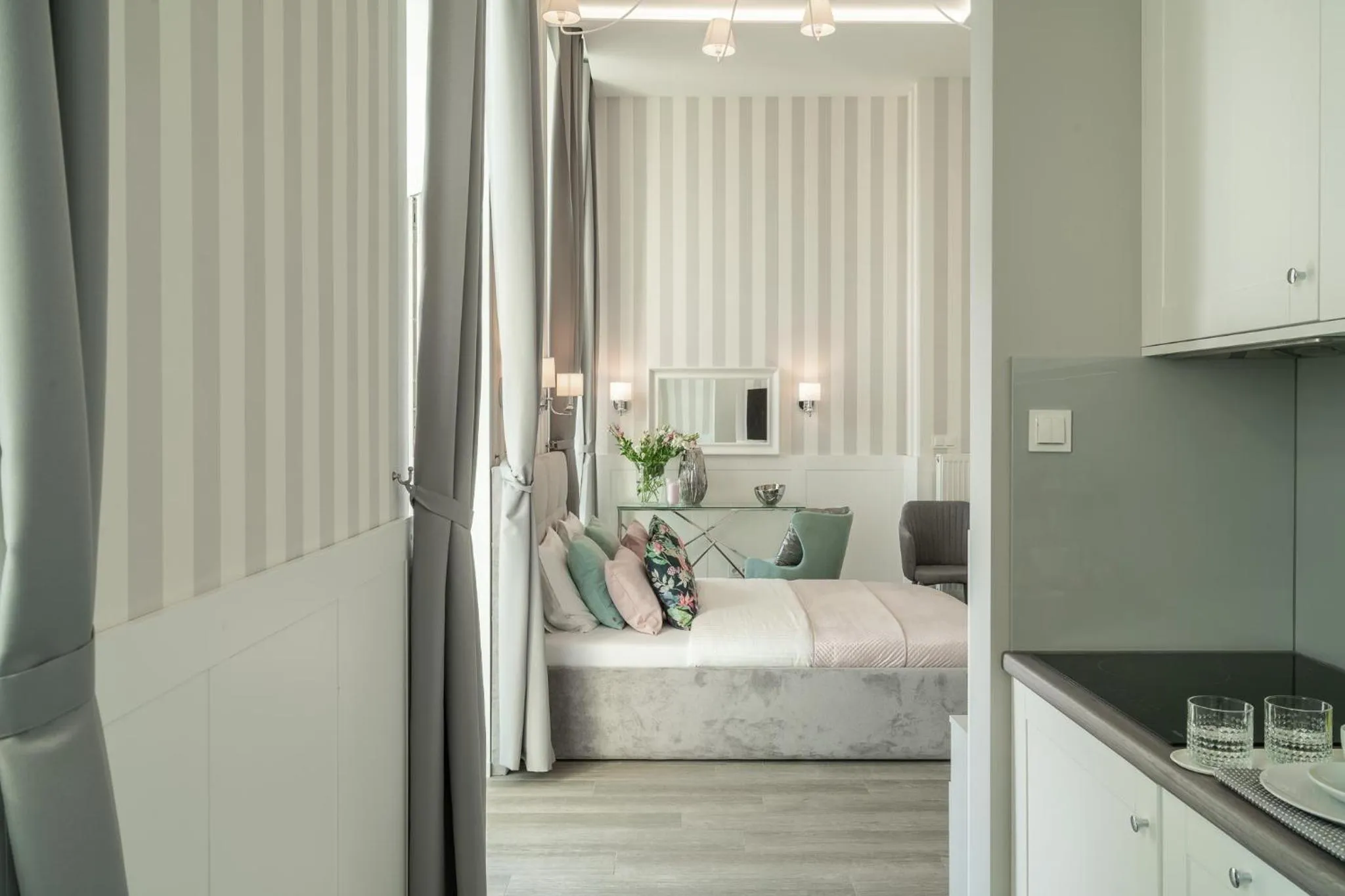 Bed in Absyntapart - Bulwar Staromiejski