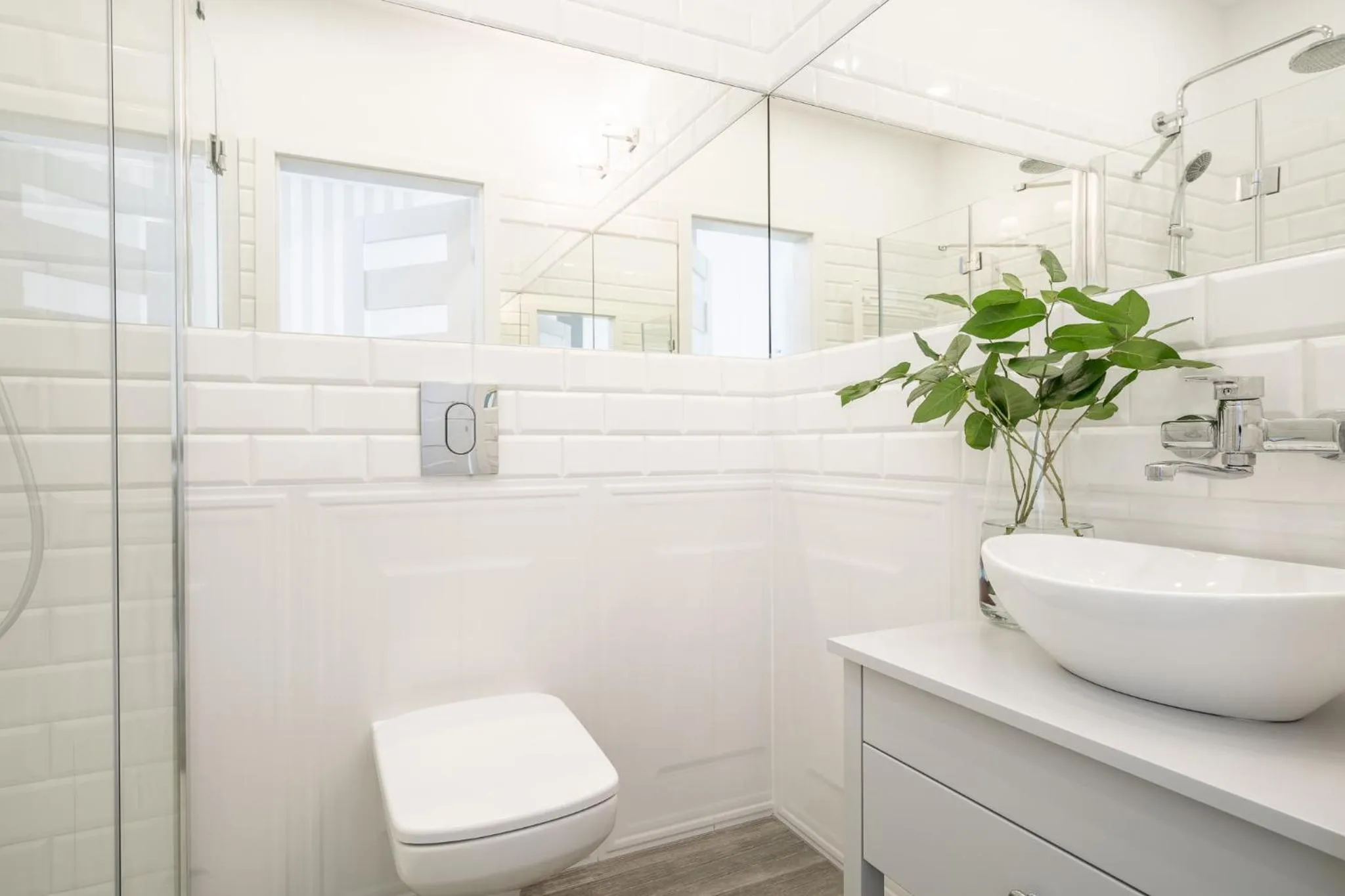 Toilet in Absyntapart - Bulwar Staromiejski