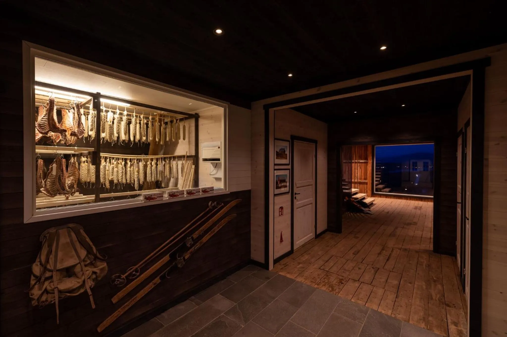 Restaurant/places to eat in Aurora Borealis Observatory