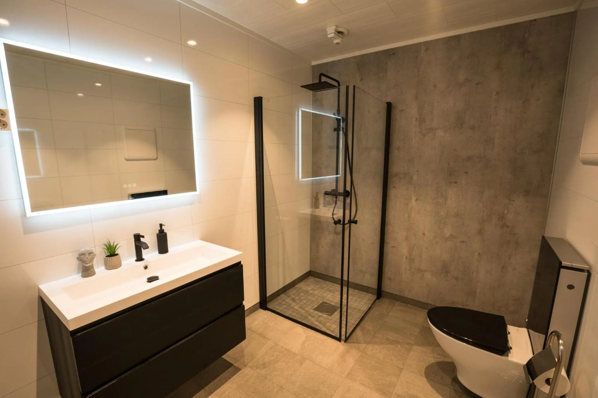 Bathroom in Aurora Borealis Observatory