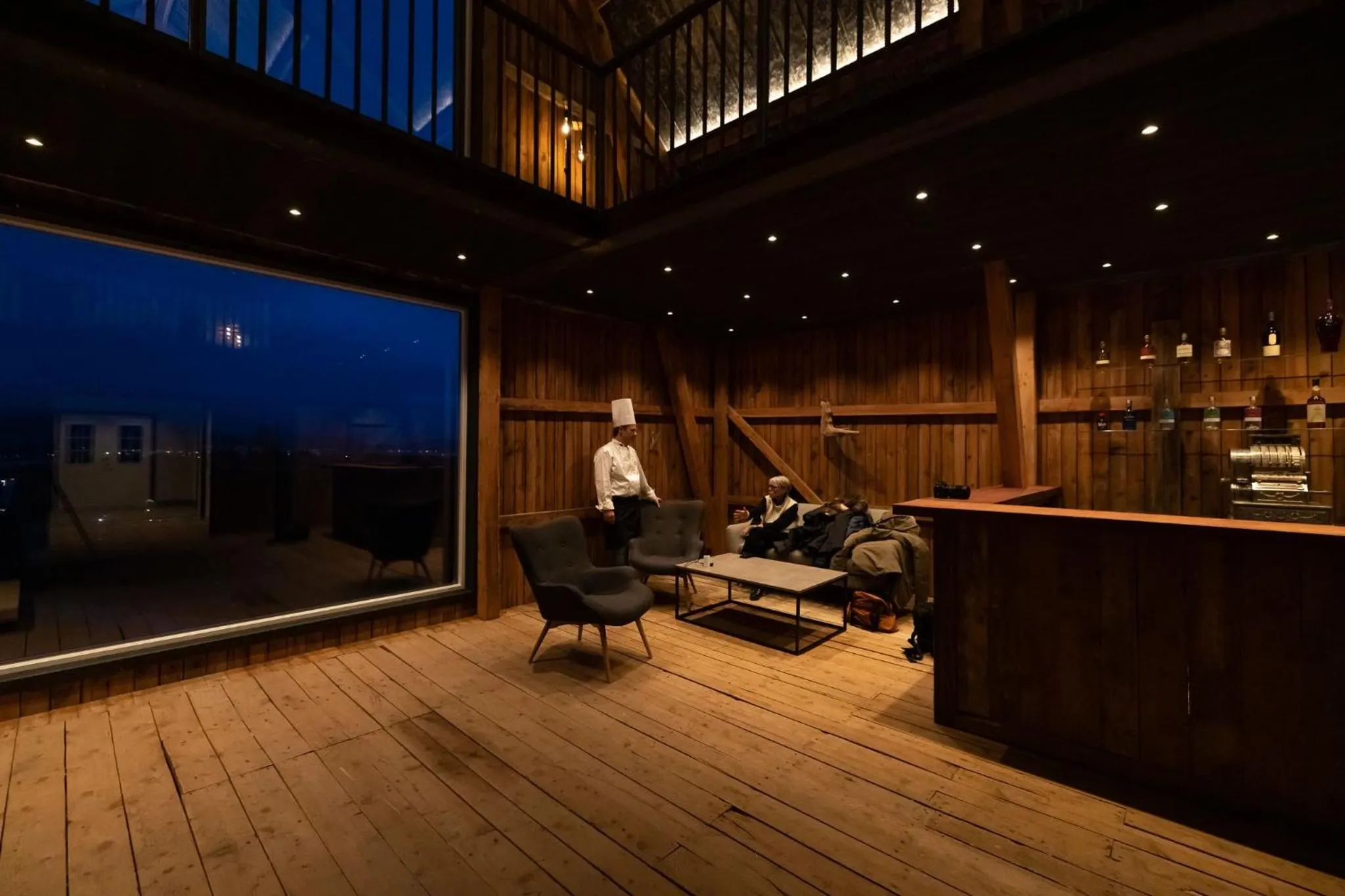 Restaurant/places to eat in Aurora Borealis Observatory