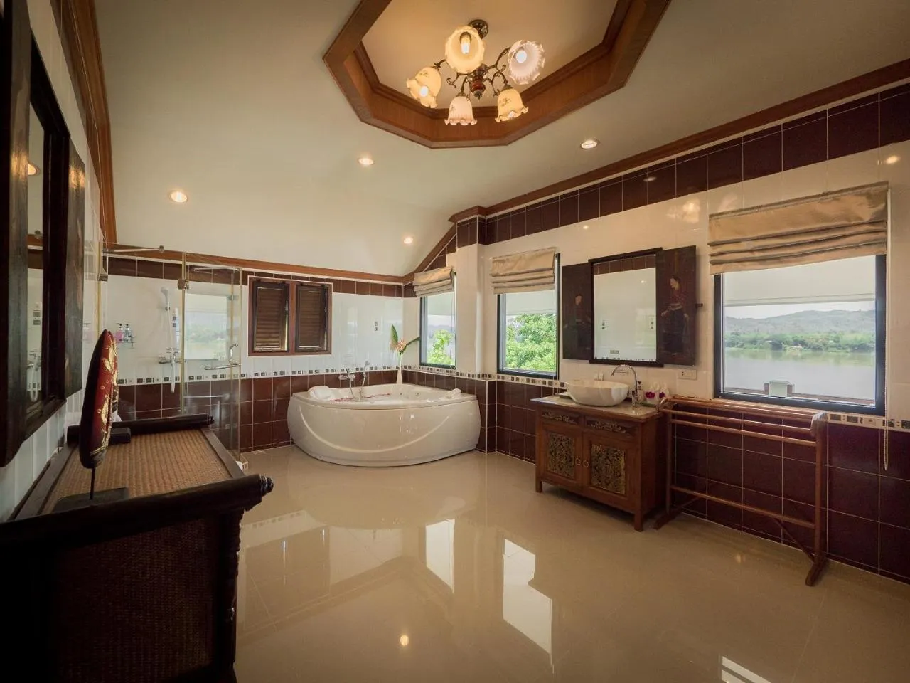 Bathroom in Chiangkhan River Mountain Resort