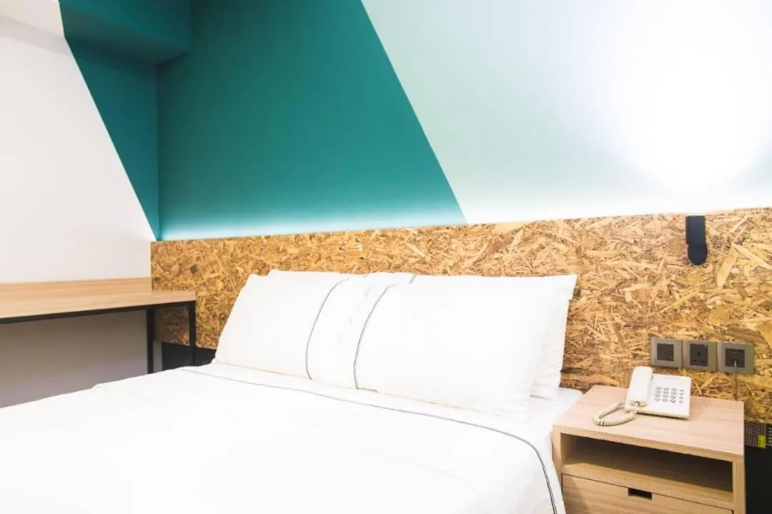 Bed in i-Hotel Kuala Lumpur