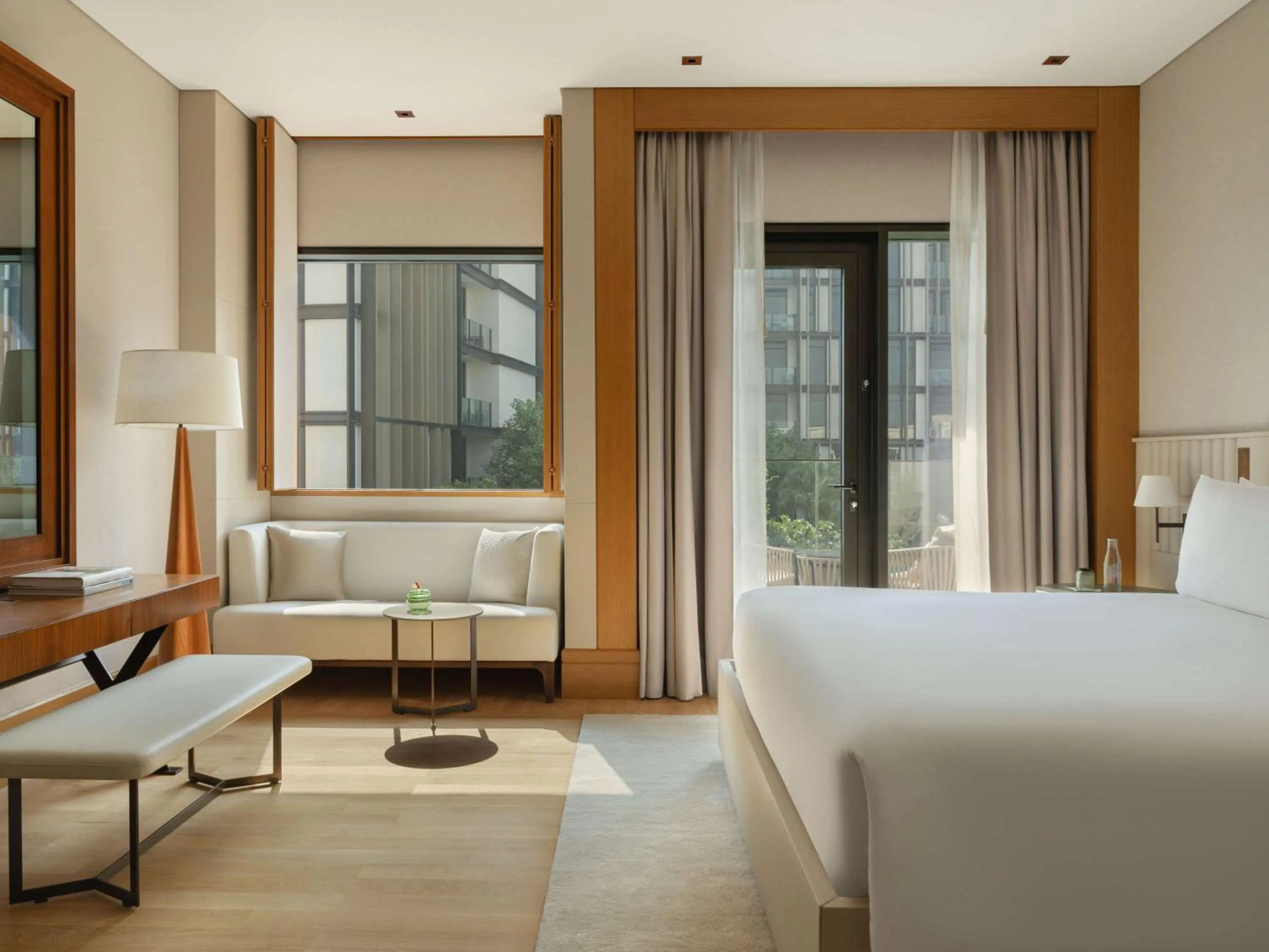 Bedroom, Bed in Caesars Palace Dubai