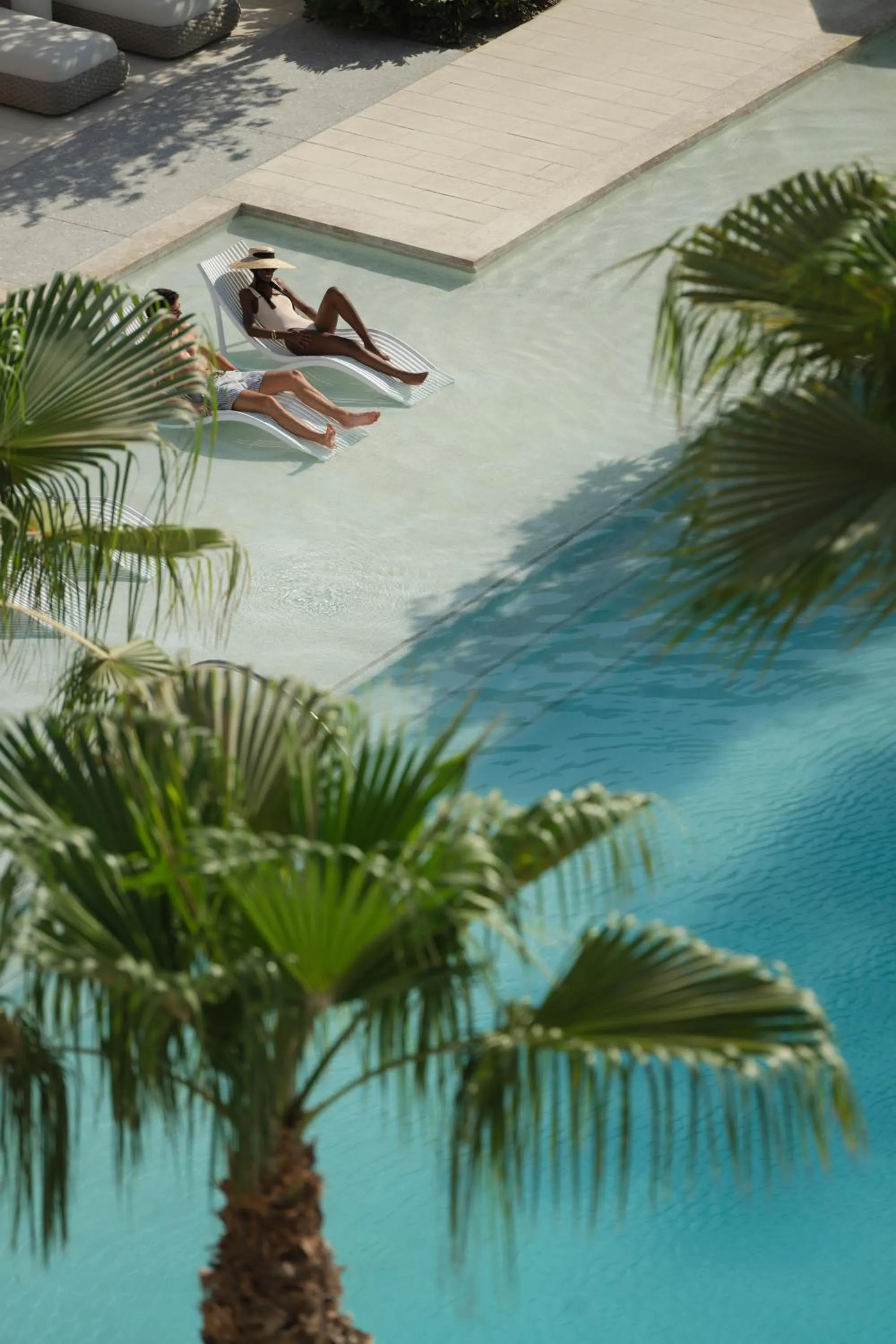 Restaurant/places to eat in Delano Dubai at Bluewaters