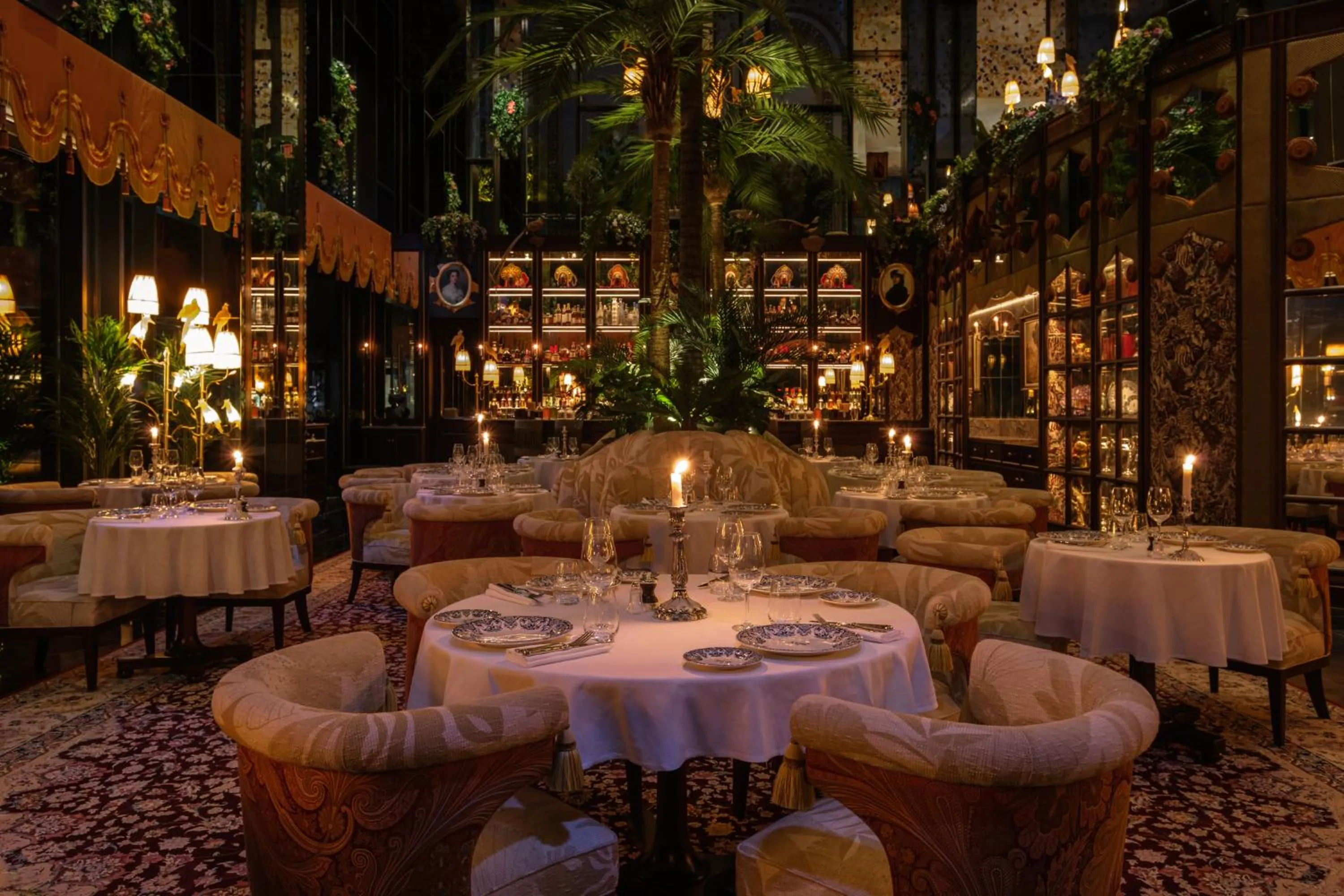 Restaurant/places to eat in Delano Dubai at Bluewaters