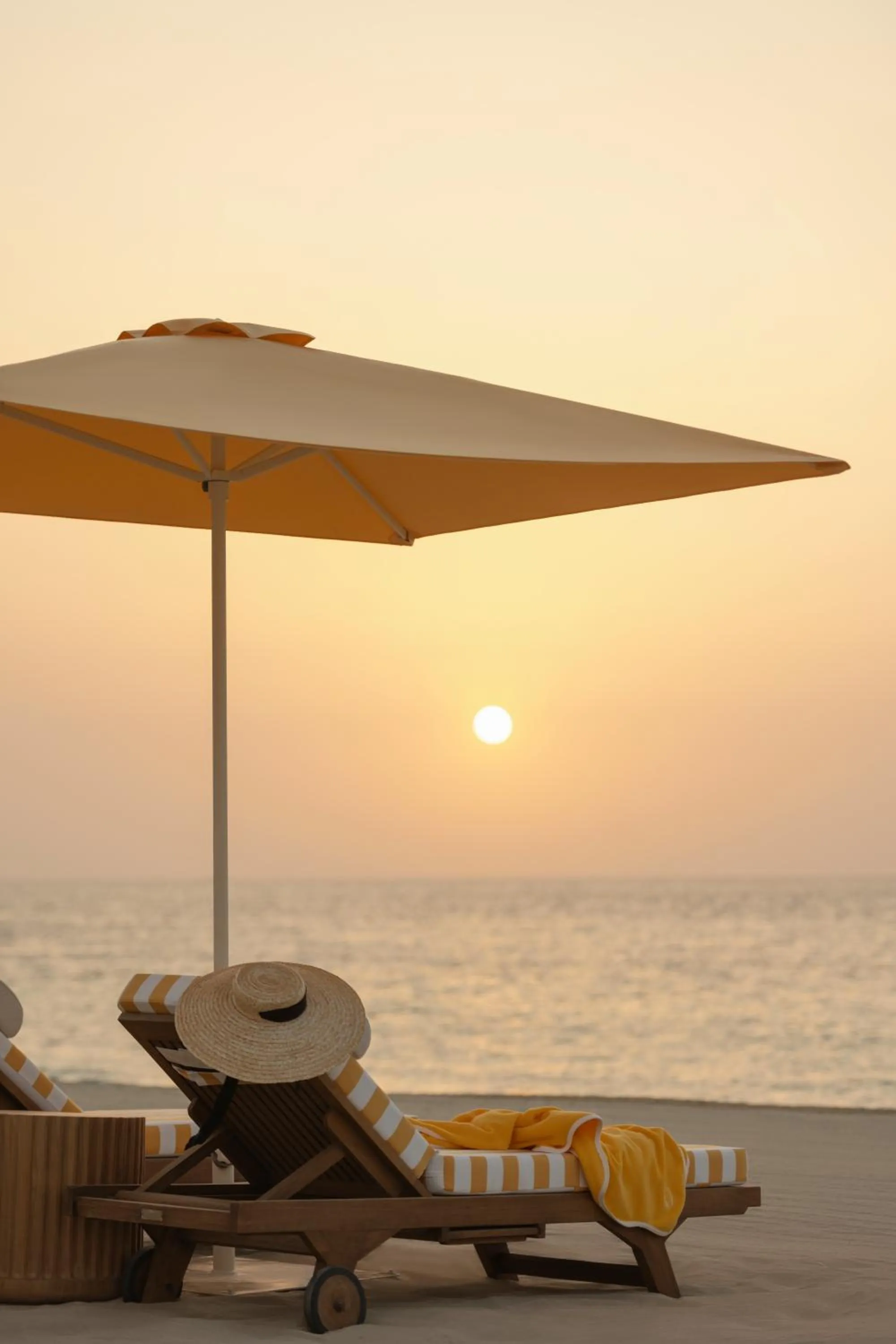 Restaurant/places to eat in Delano Dubai at Bluewaters