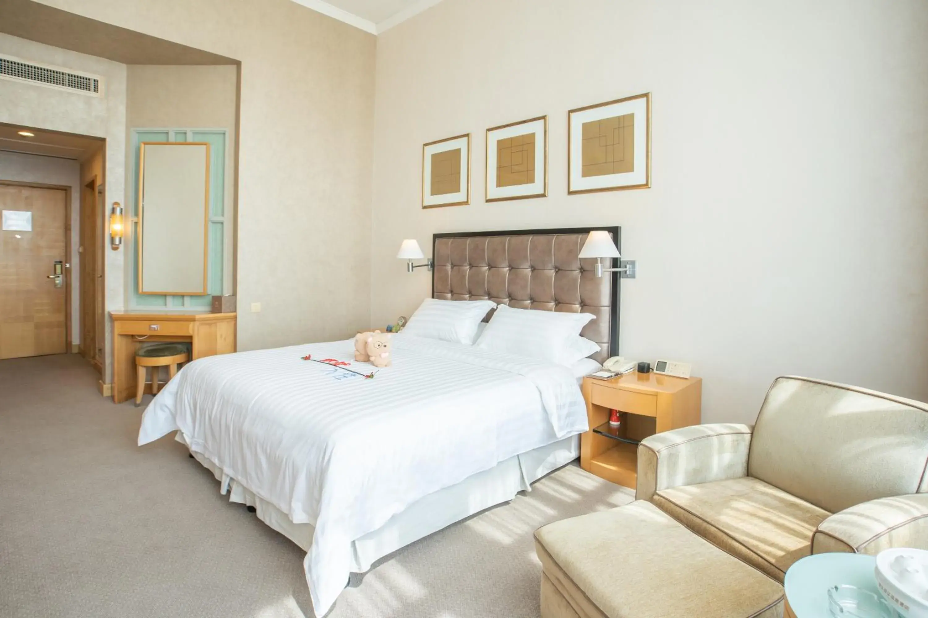 Executive Queen Room in Shantou Junhua Haiyi Hotel Executive Queen Room in Shantou Junhua Haiyi Hotel