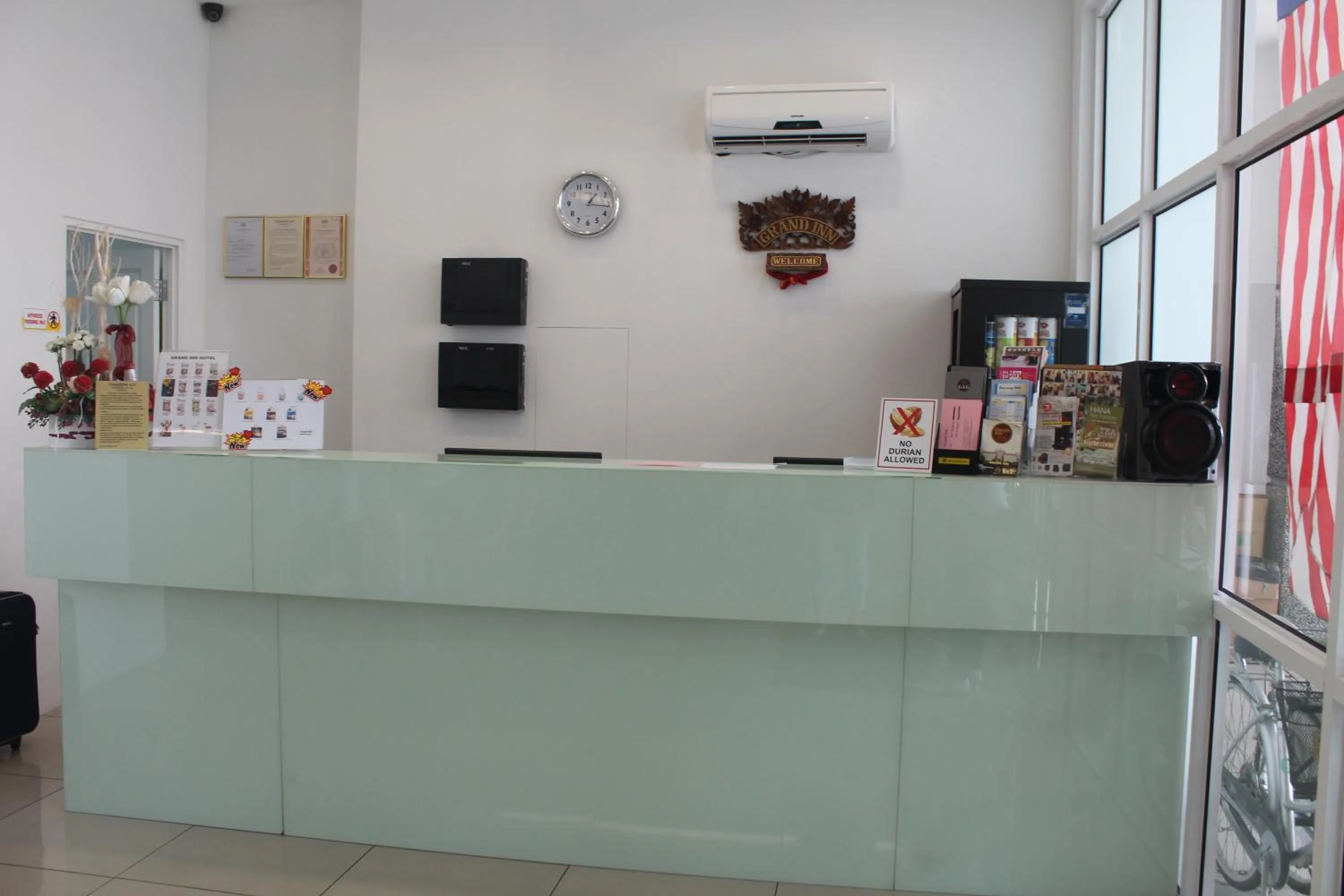 Lobby or reception in Grand Inn Hotel - Macalister Road