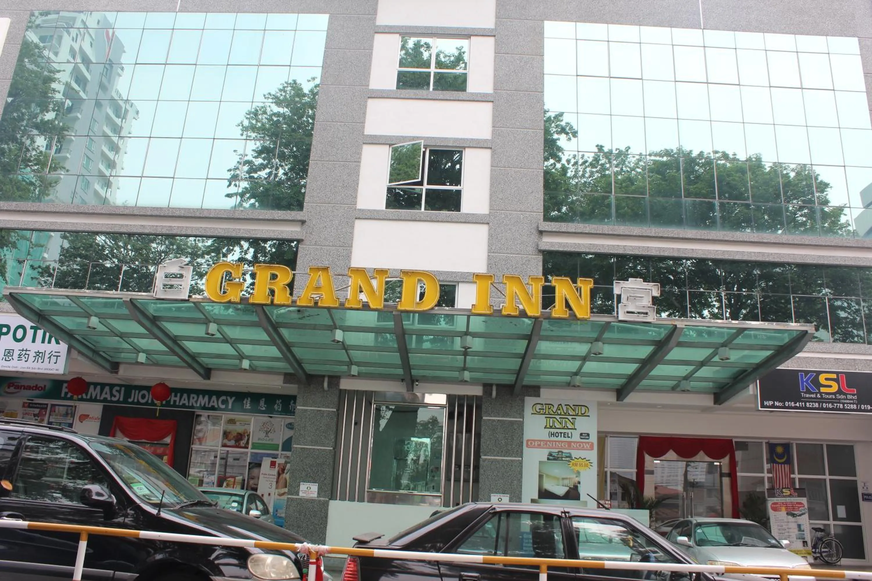 Property building in Grand Inn Hotel - Macalister Road
