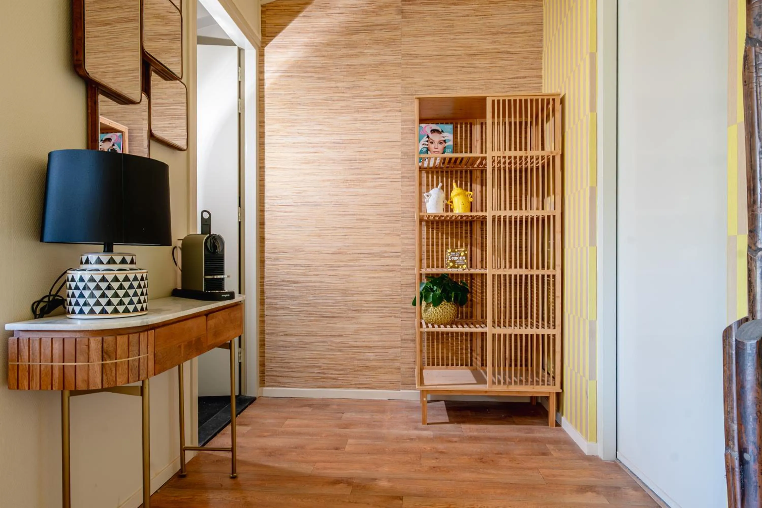 wardrobe in De Betovering