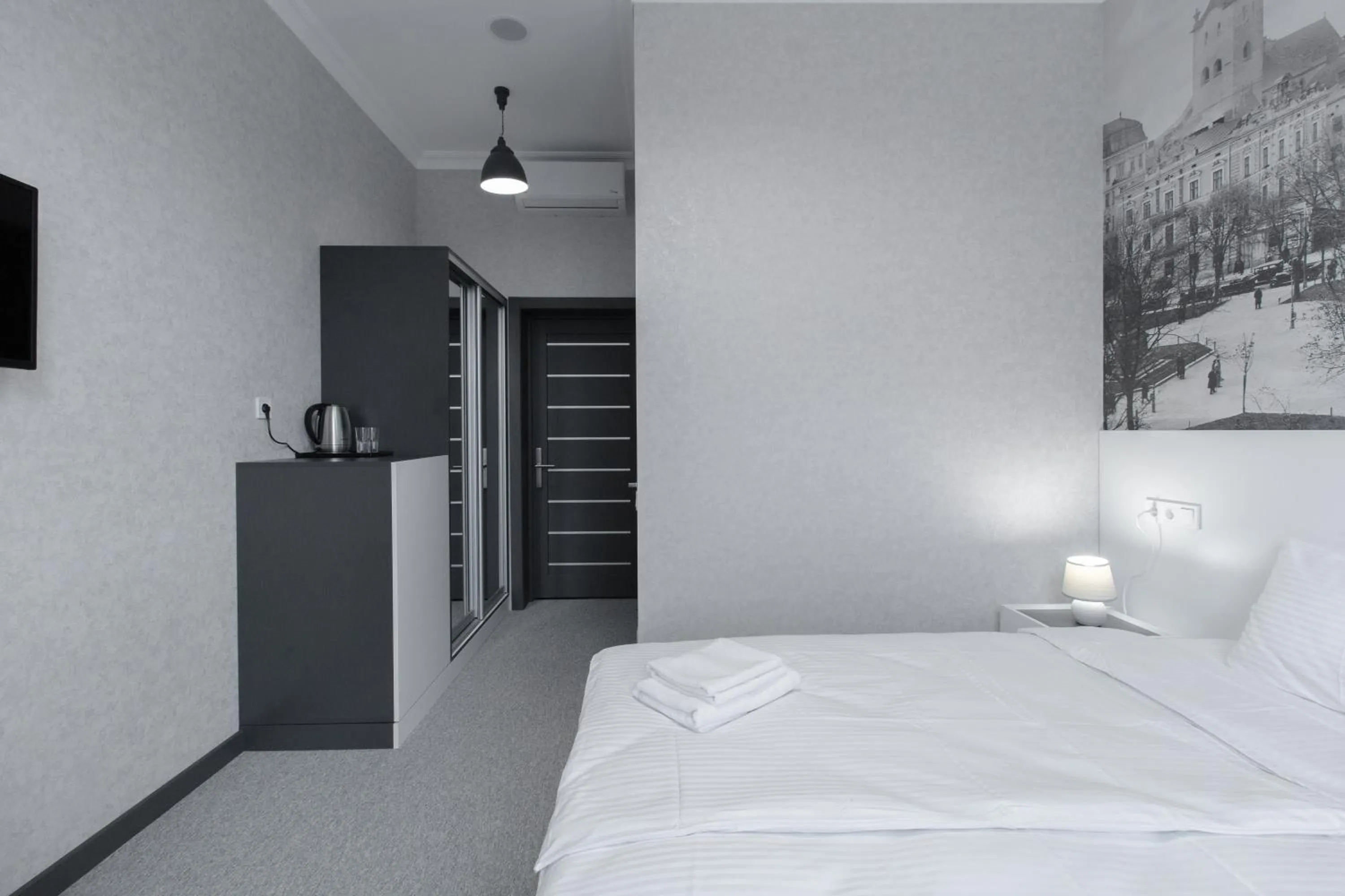 Photo of the whole room, Bed in Opera Passage Hotel & Apartments