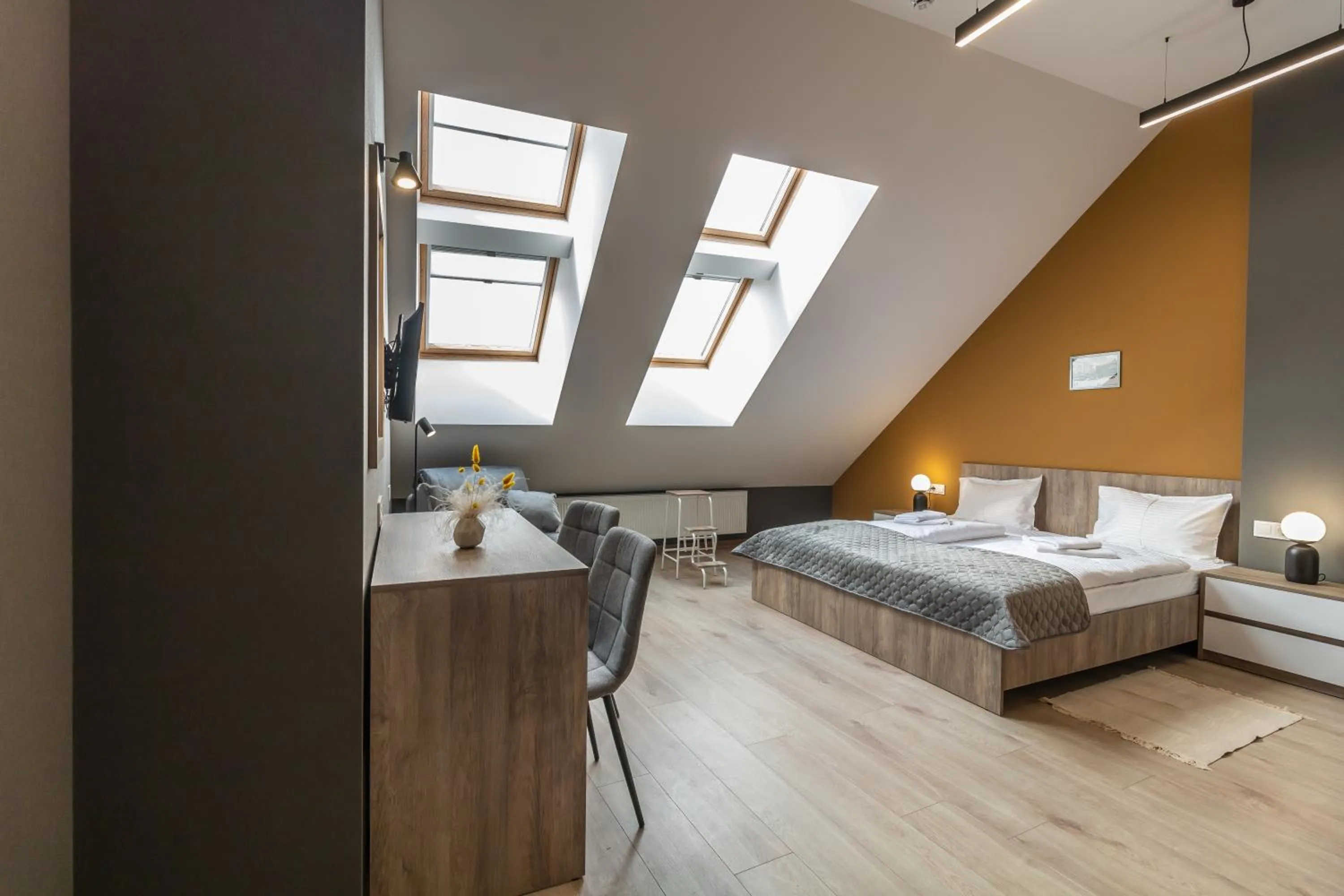 Bed in Opera Passage Hotel & Apartments