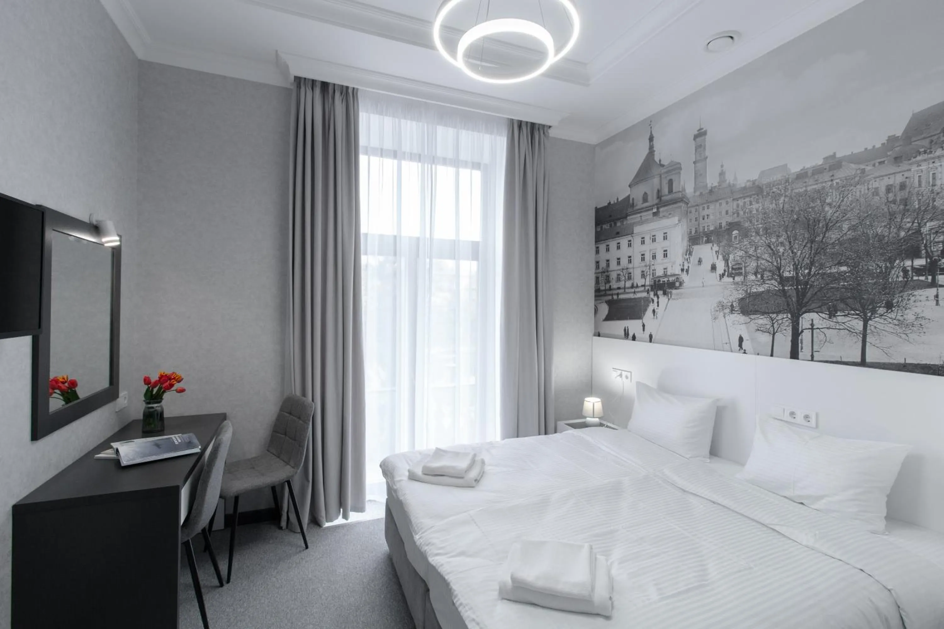 Bed in Opera Passage Hotel & Apartments