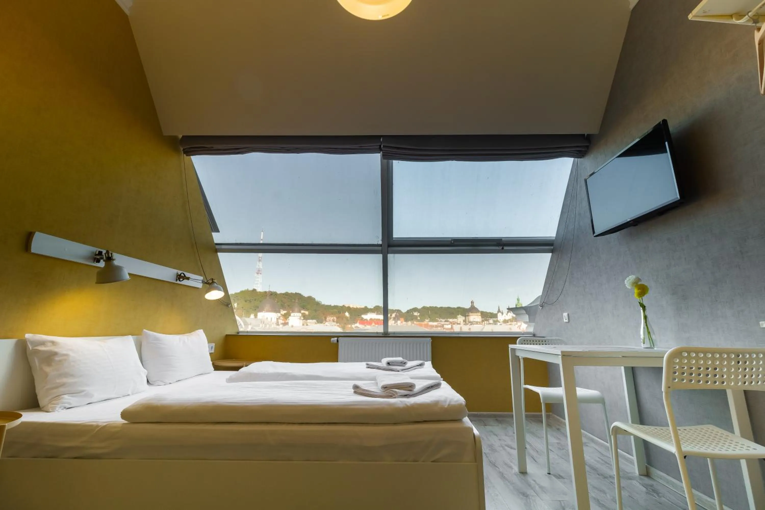 Bed in Opera Passage Hotel & Apartments