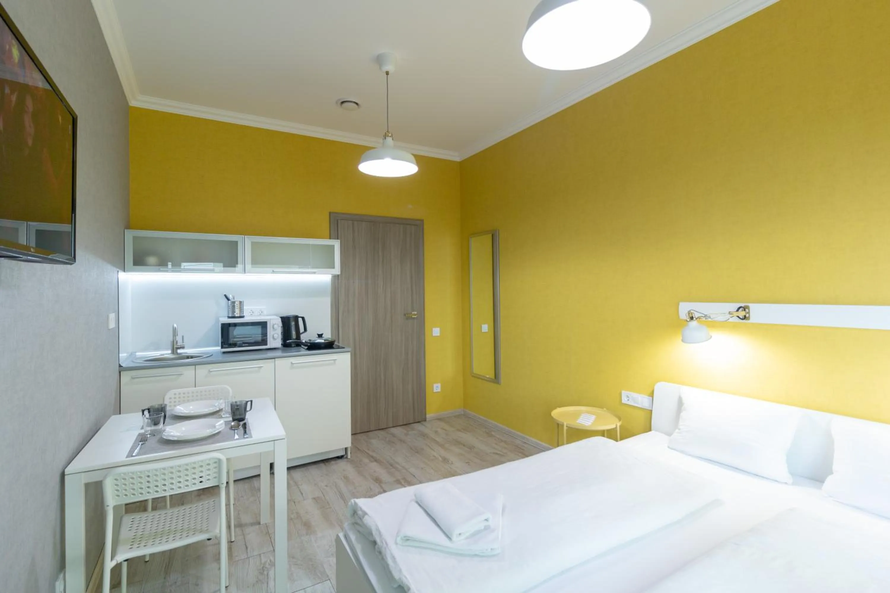 Bed in Opera Passage Hotel & Apartments