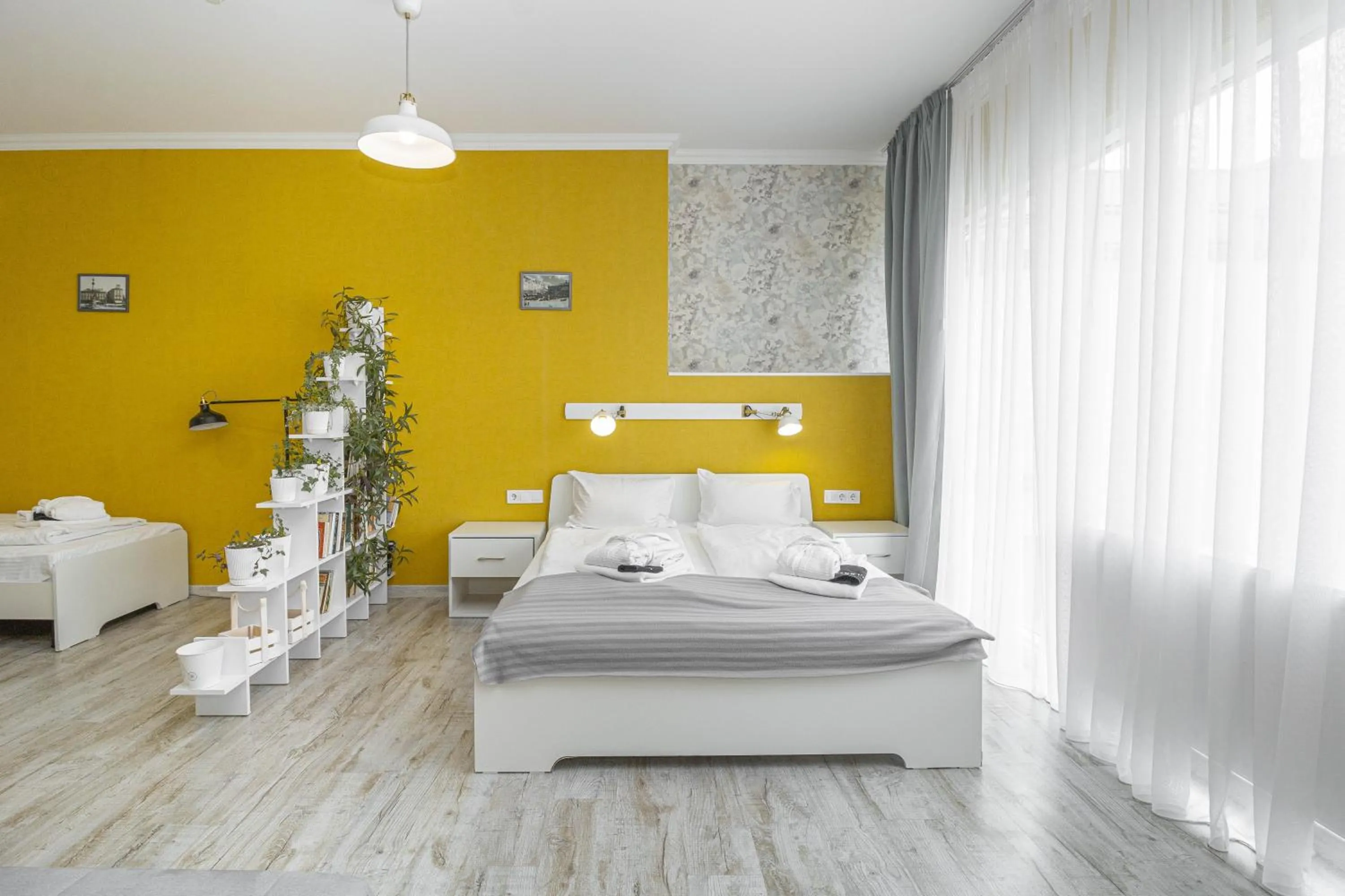 Bed in Opera Passage Hotel & Apartments