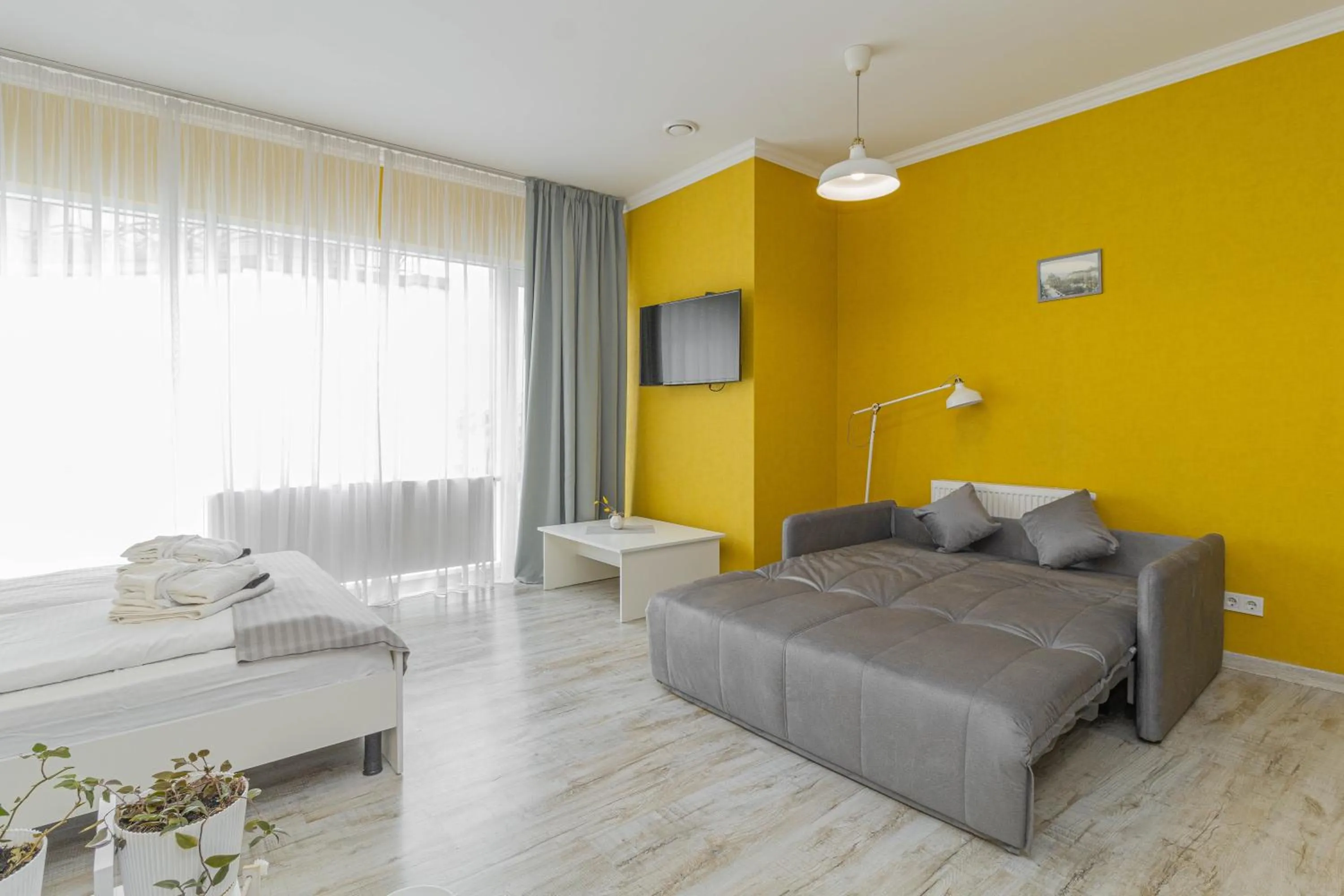 Bed in Opera Passage Hotel & Apartments