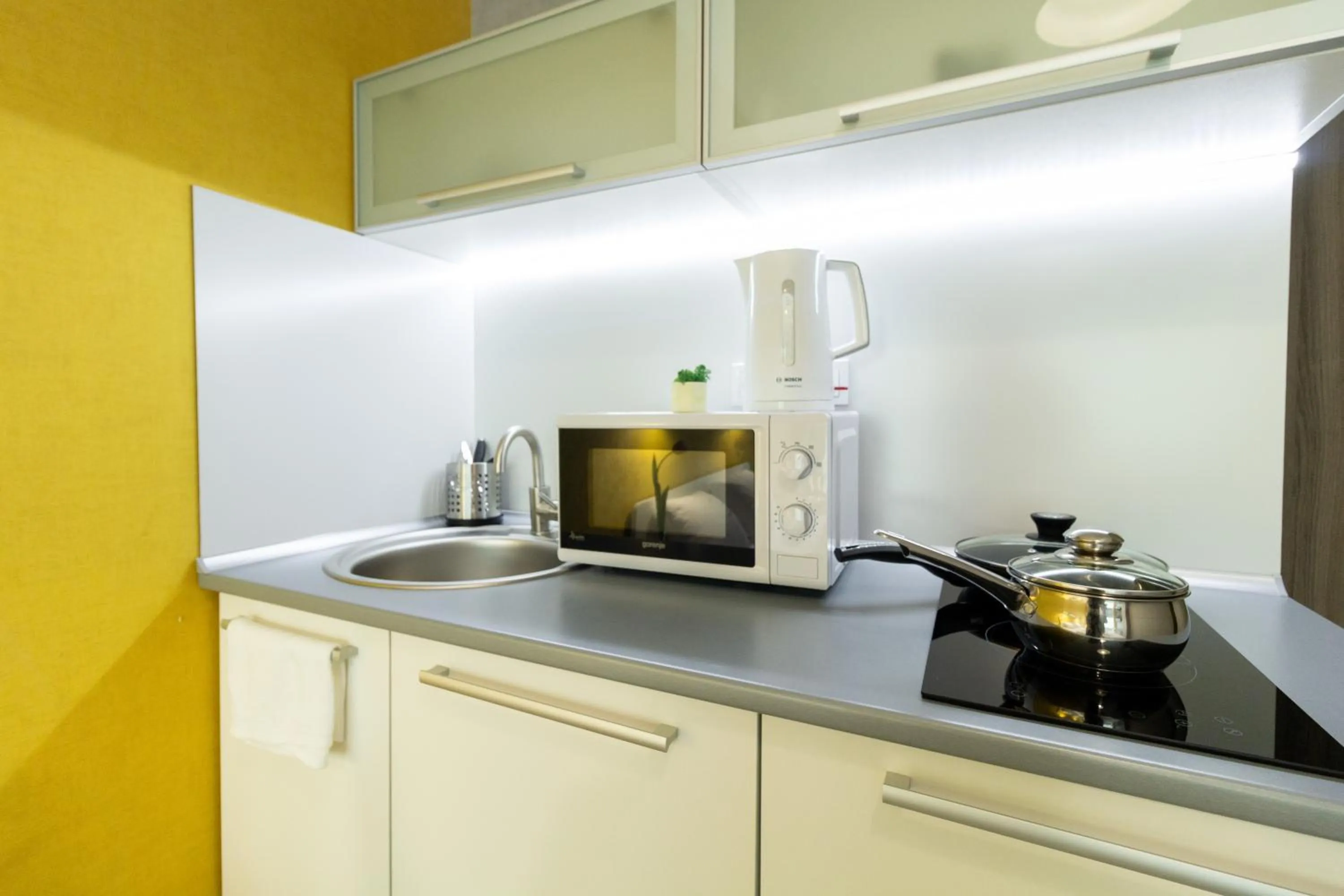 Coffee/tea facilities in Opera Passage Hotel & Apartments