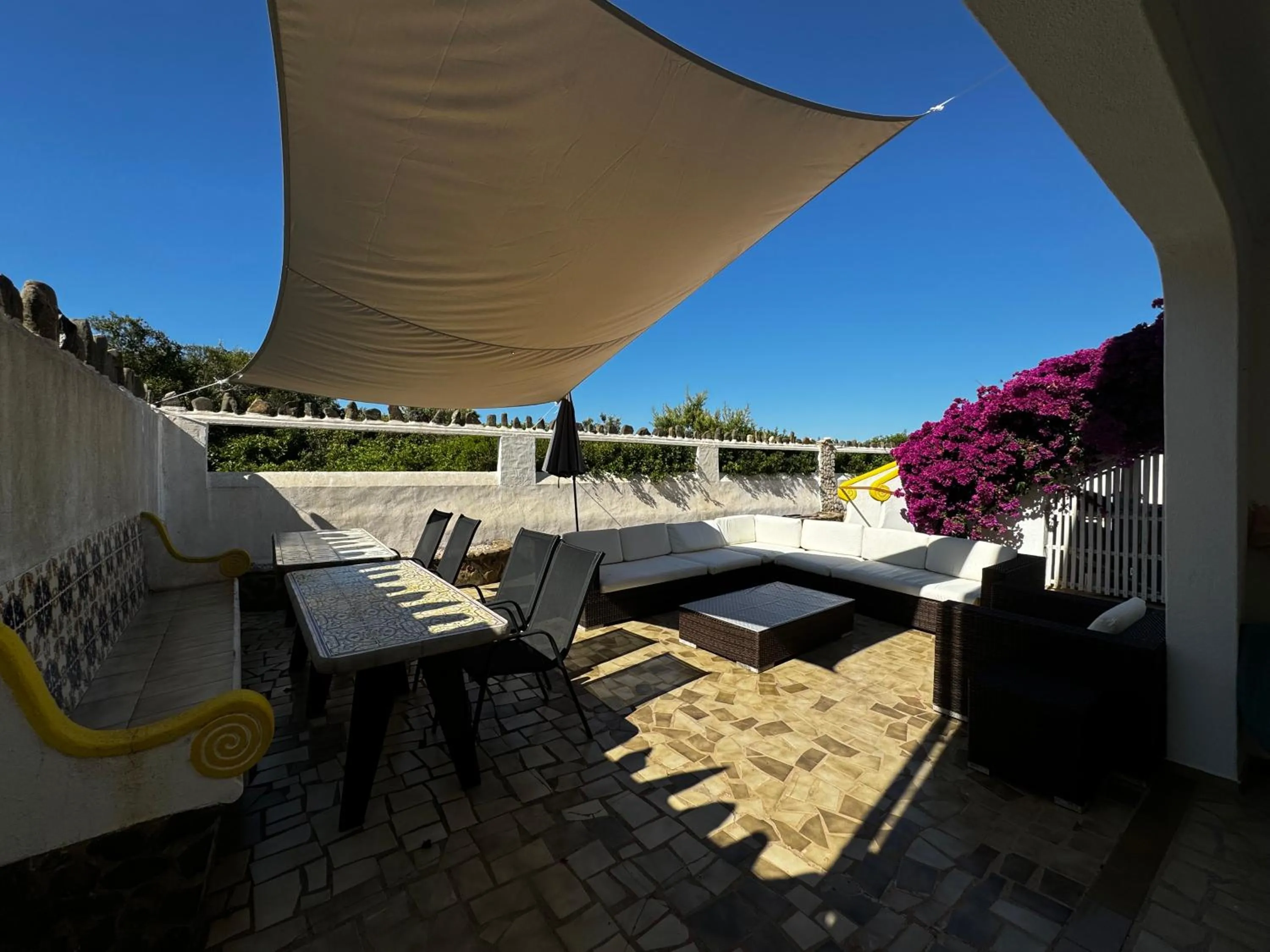 Seating area in Vila Horizonte