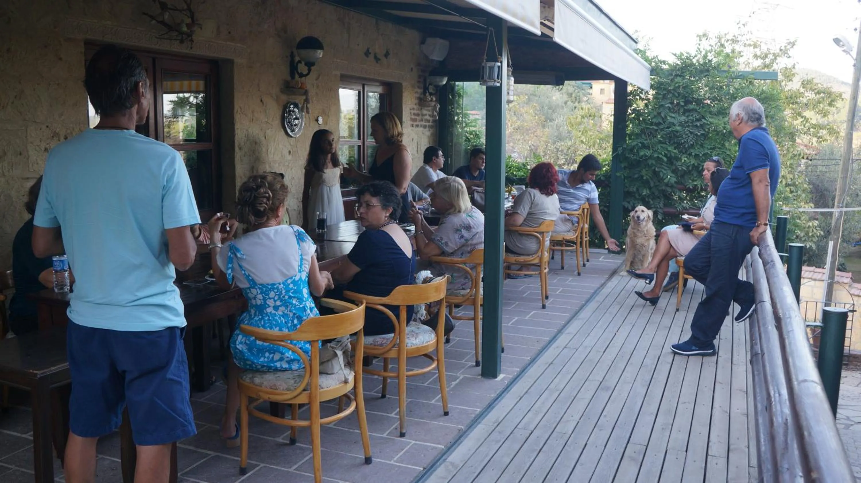 Patio in Kisik Konagi