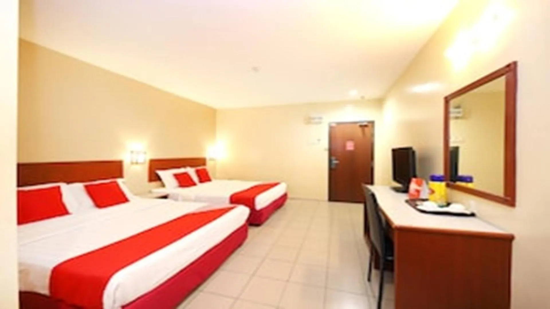 Photo of the whole room, Bed in Super OYO 447 Comfort Hotel Meru