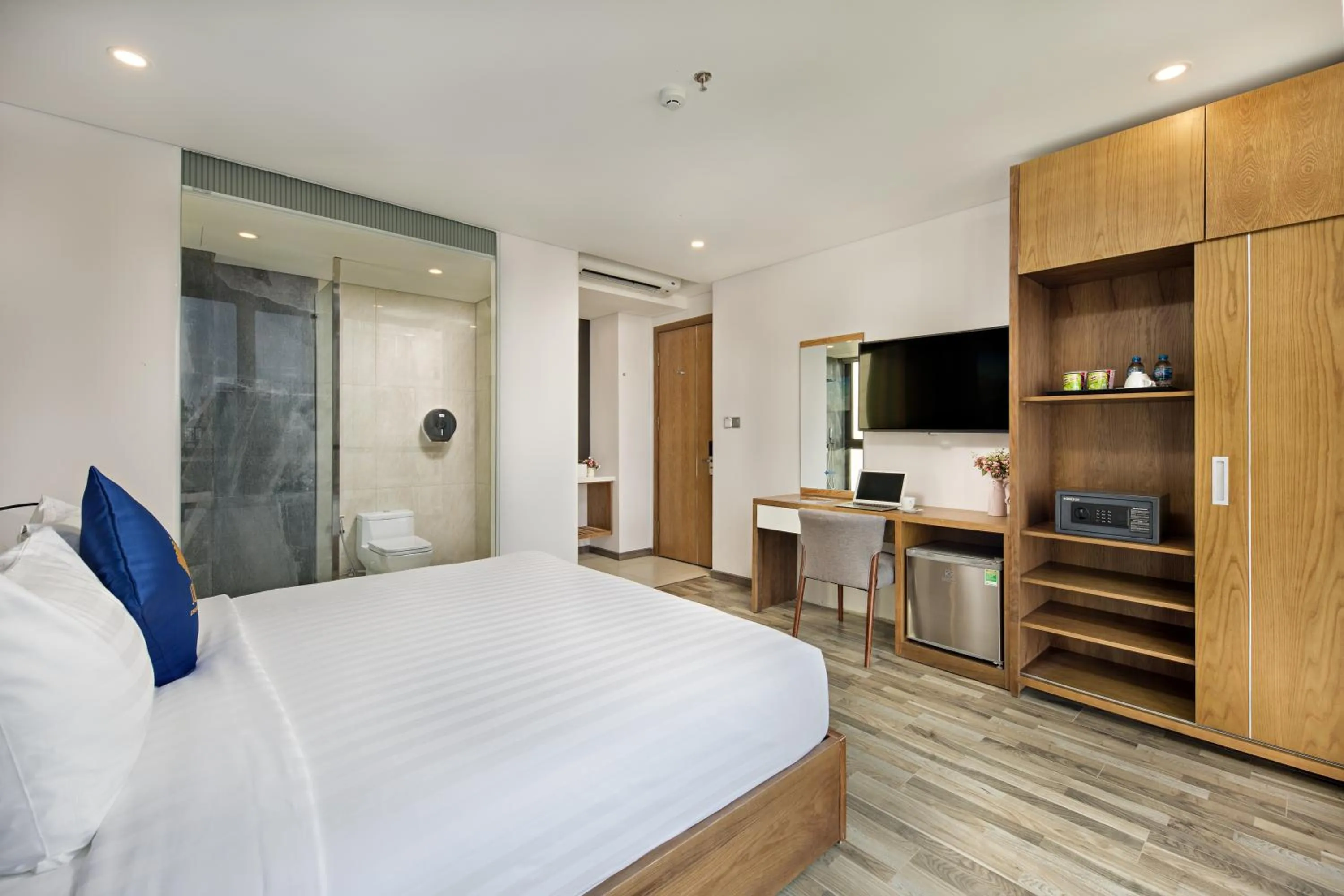 Bedroom, Bed in Jolia Hotel Danang Beach