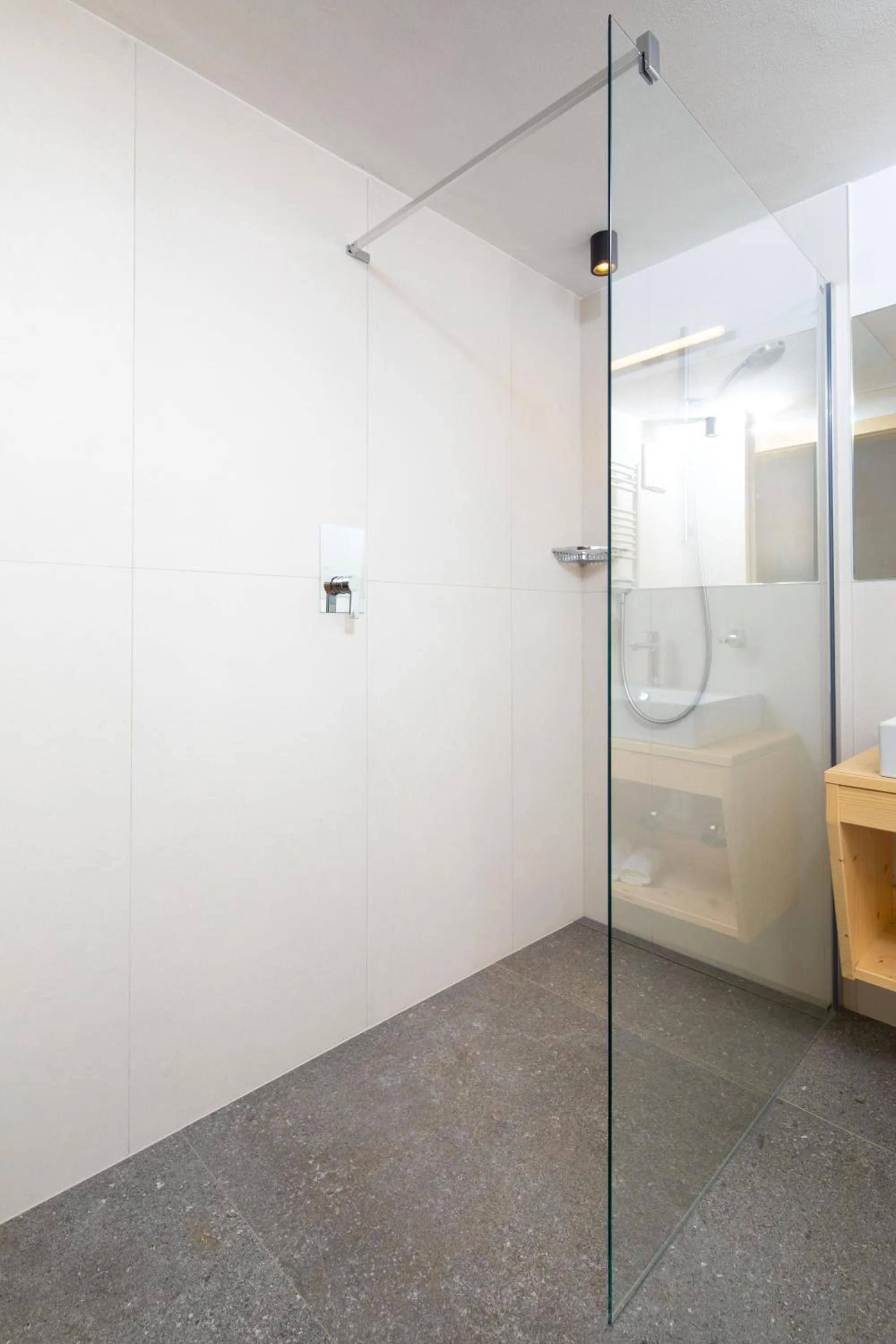 Bathroom in Declara B&B and apartaments