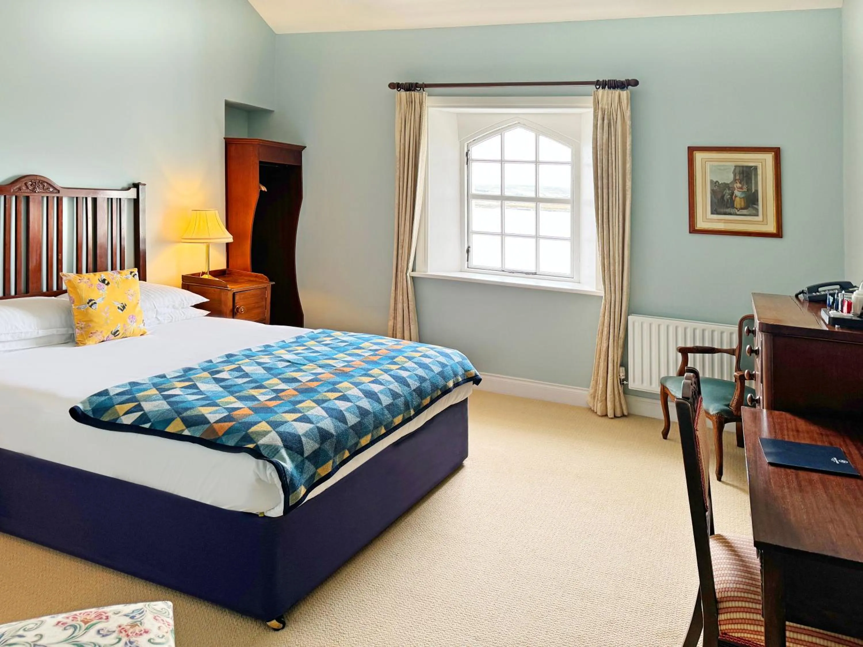 Photo of the whole room, Bed in Stella Maris Shore House