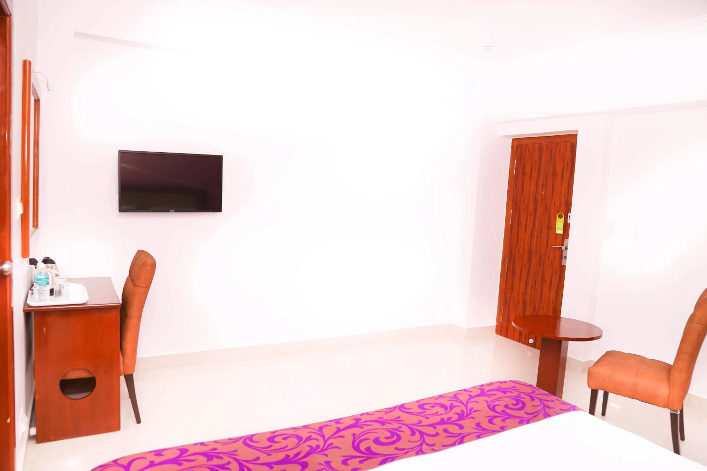 TV and multimedia, Bed in Sbk Park Inn