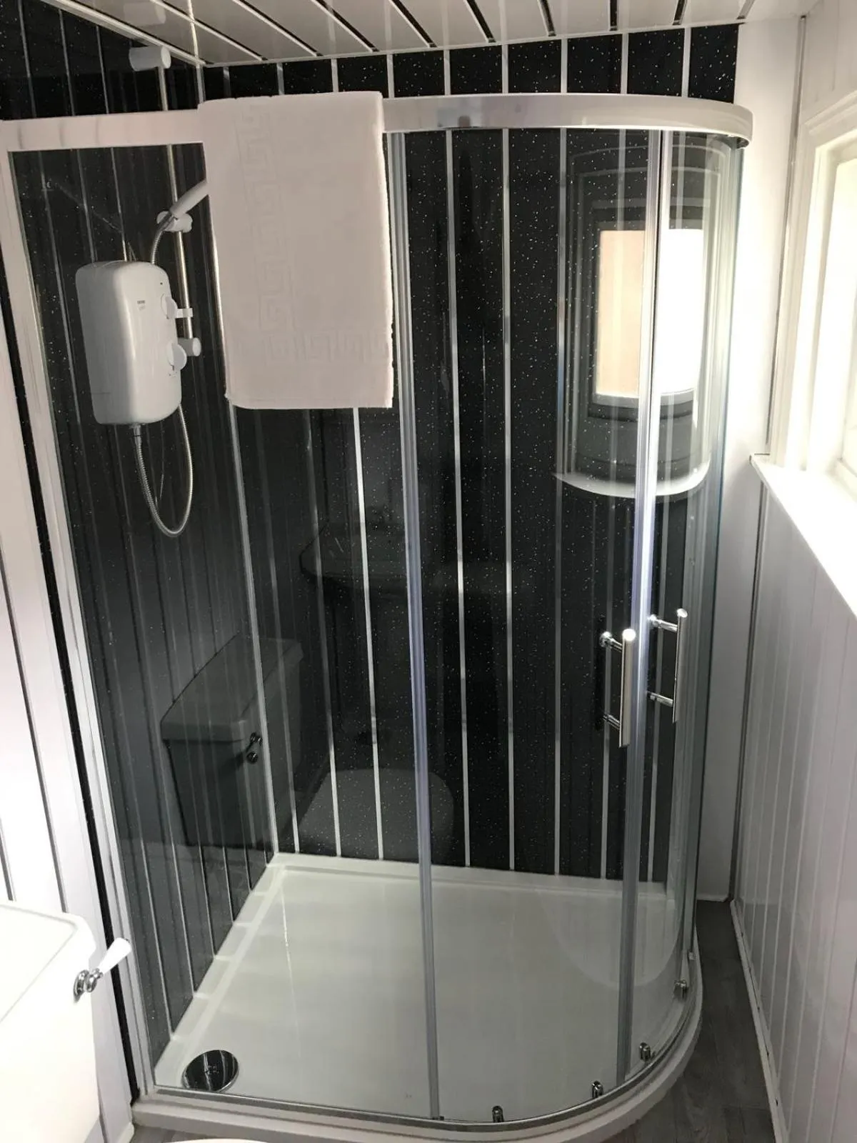 Bathroom in Sirocco Blues Guest House