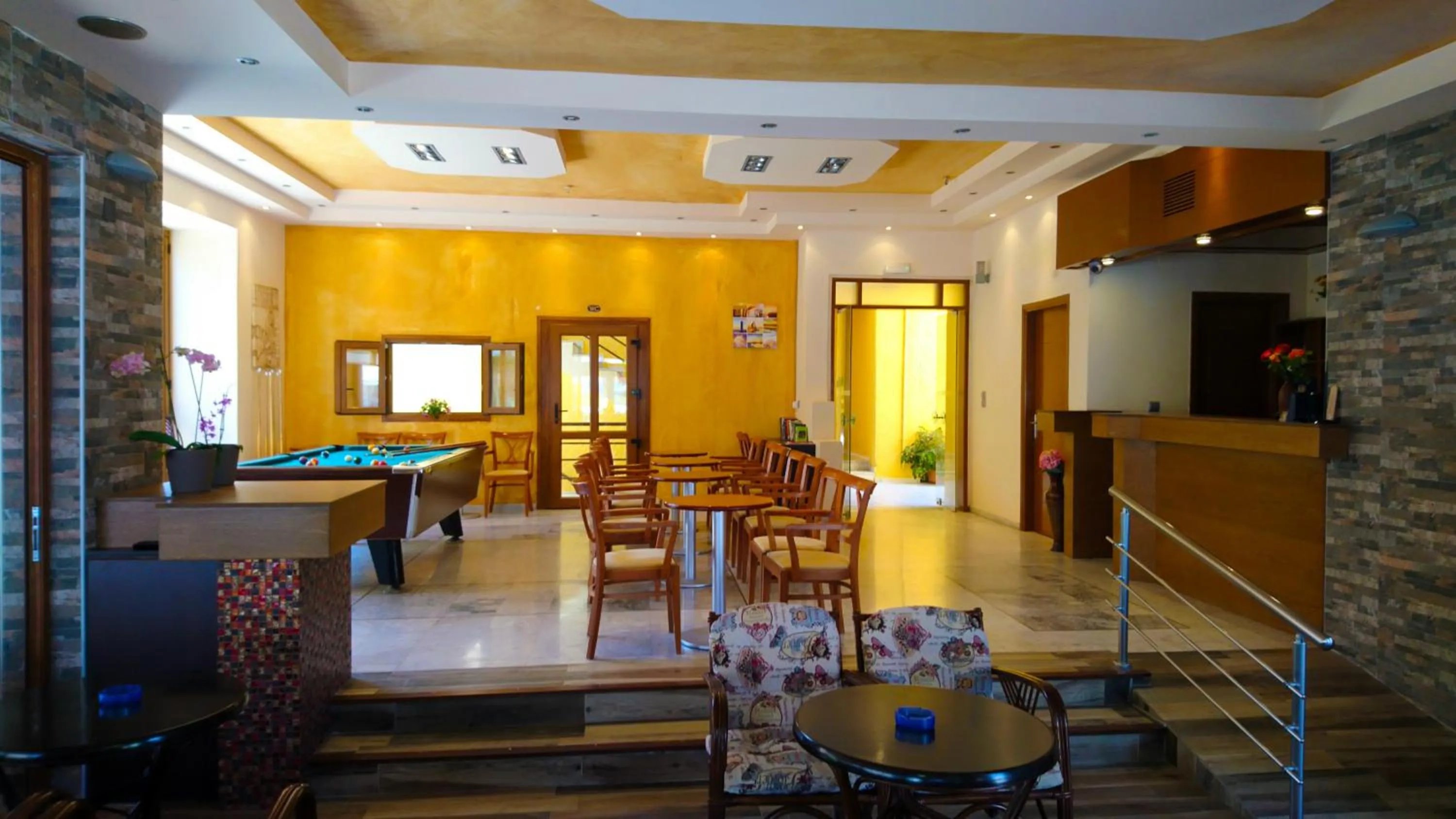 Property building in Katerini Apartments Hotel