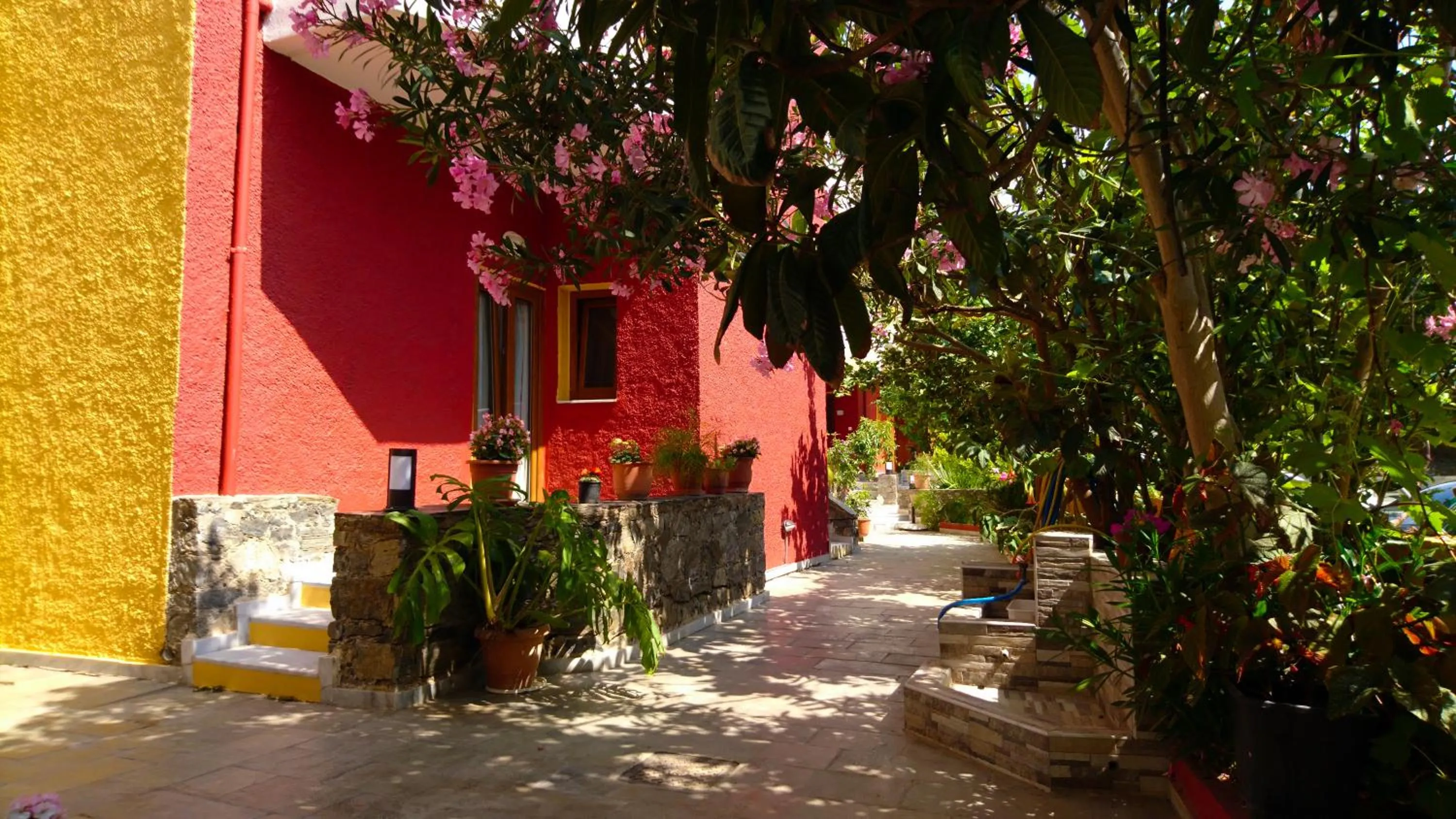 Summer in Katerini Apartments Hotel