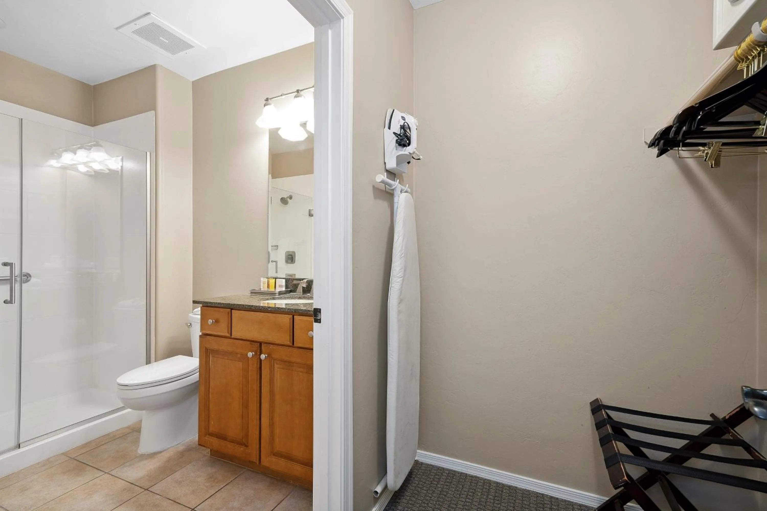 Bathroom in Canoa Ranch Golf Resort