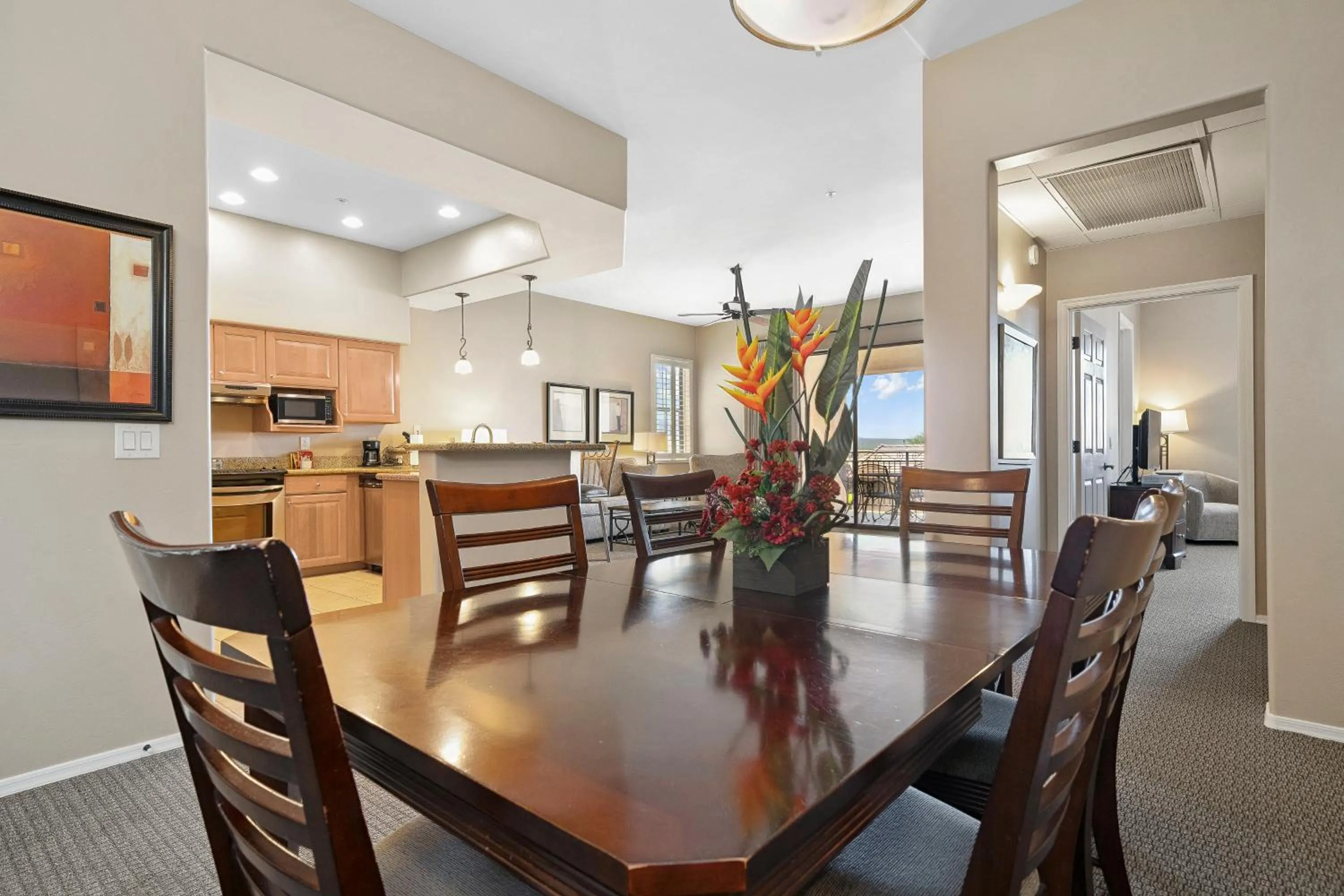 Dining area in Canoa Ranch Golf Resort