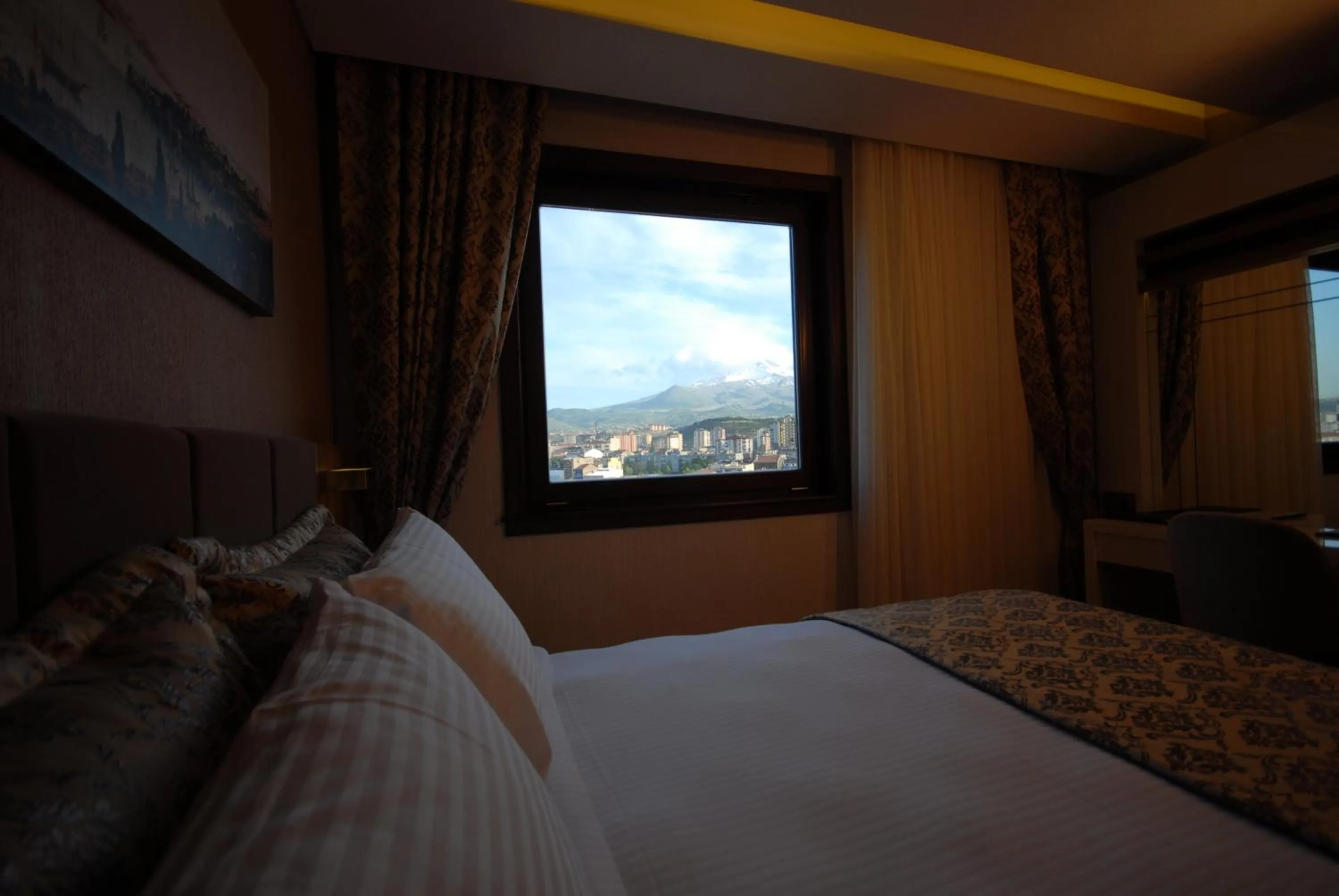 City view, Bed in Imamoglu Pasa Butik Hotel