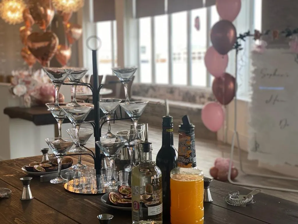 Lounge or bar in The Royal Hotel - Clacton On Sea