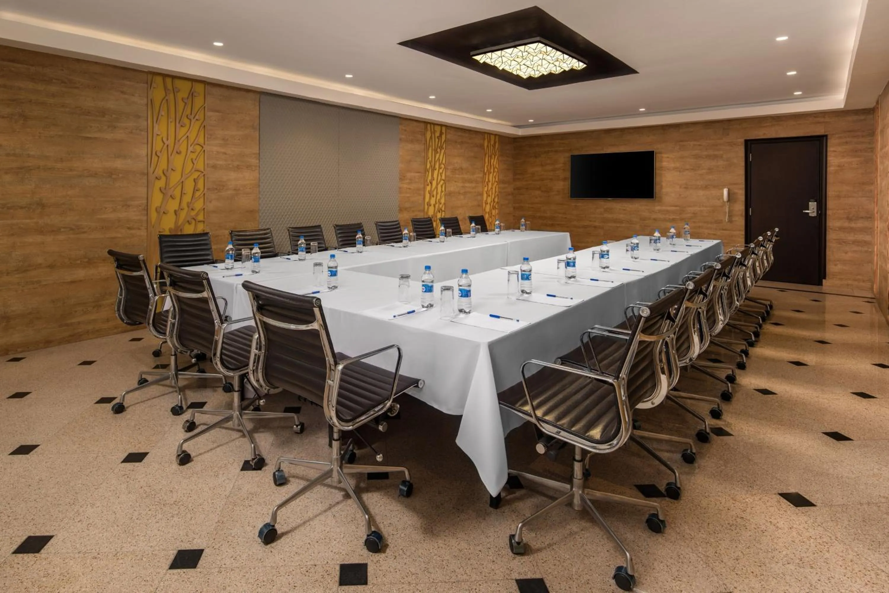 Meeting/conference room in Delta Hotels by Marriott Dar es Salaam